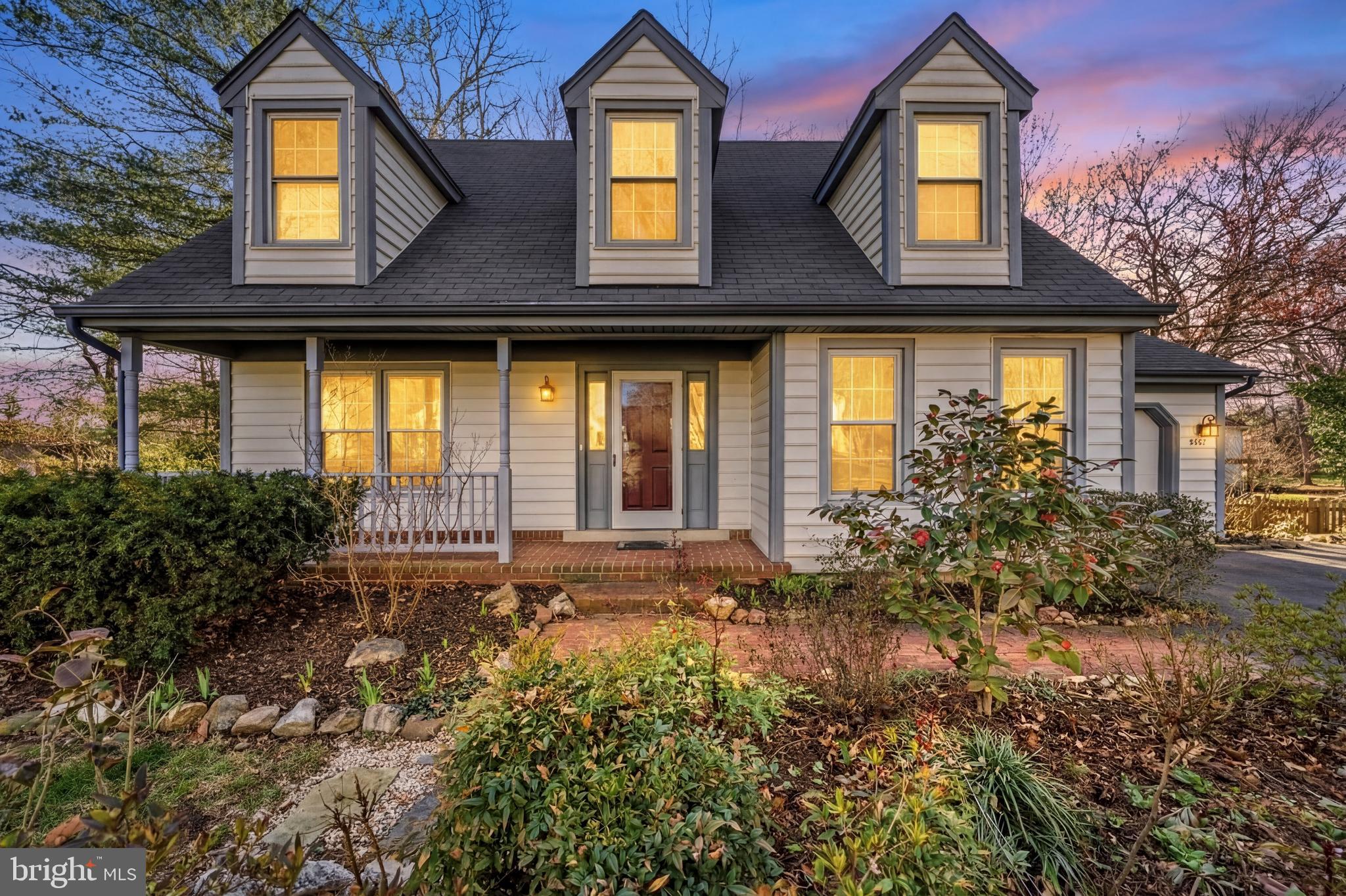 SIGNAL HILL - Residential