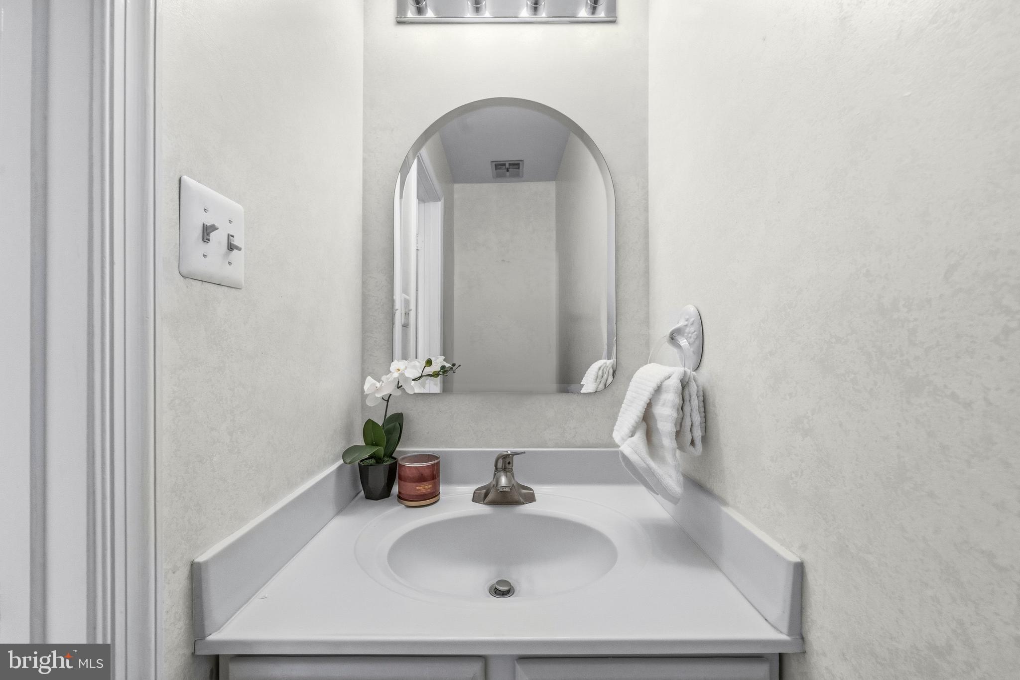 SIGNAL HILL - Residential