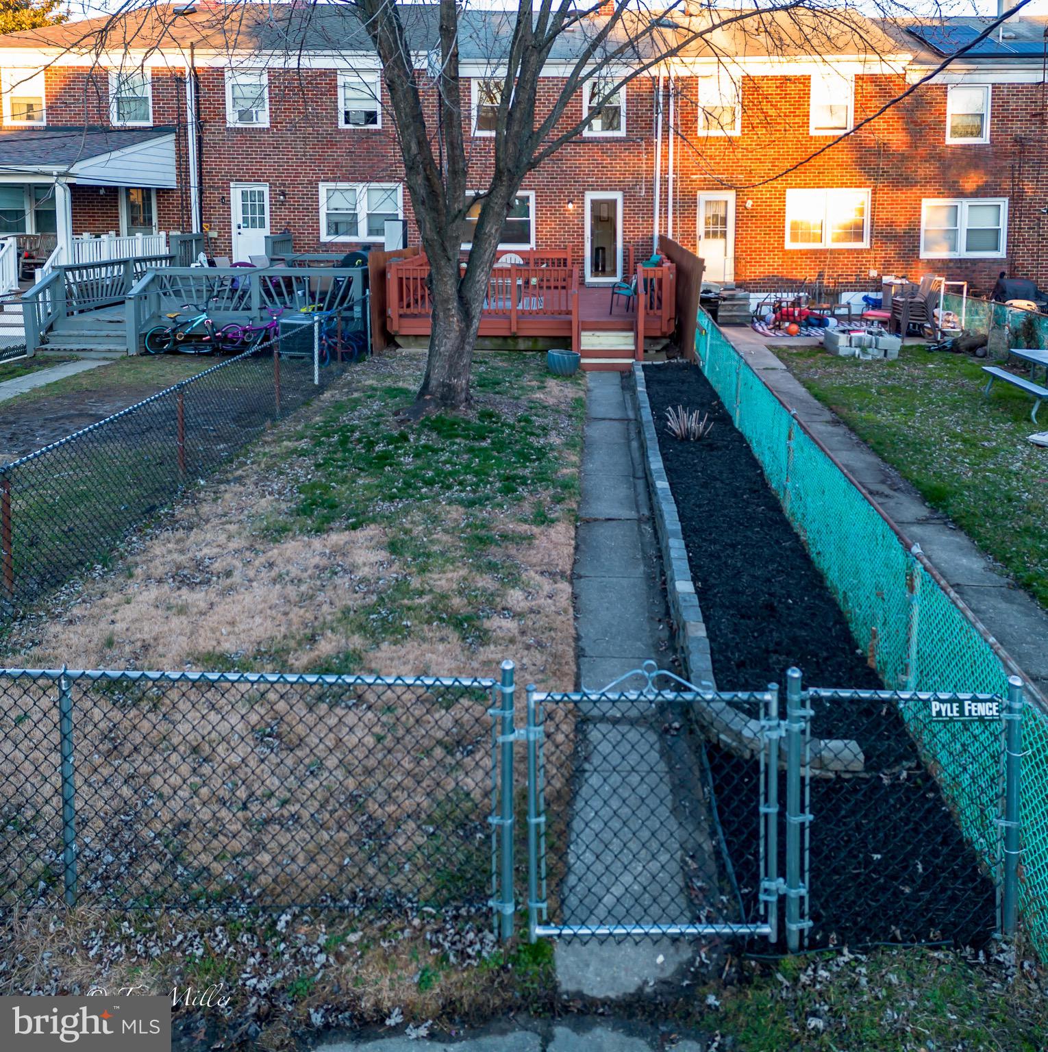 WILKER COURT - Residential