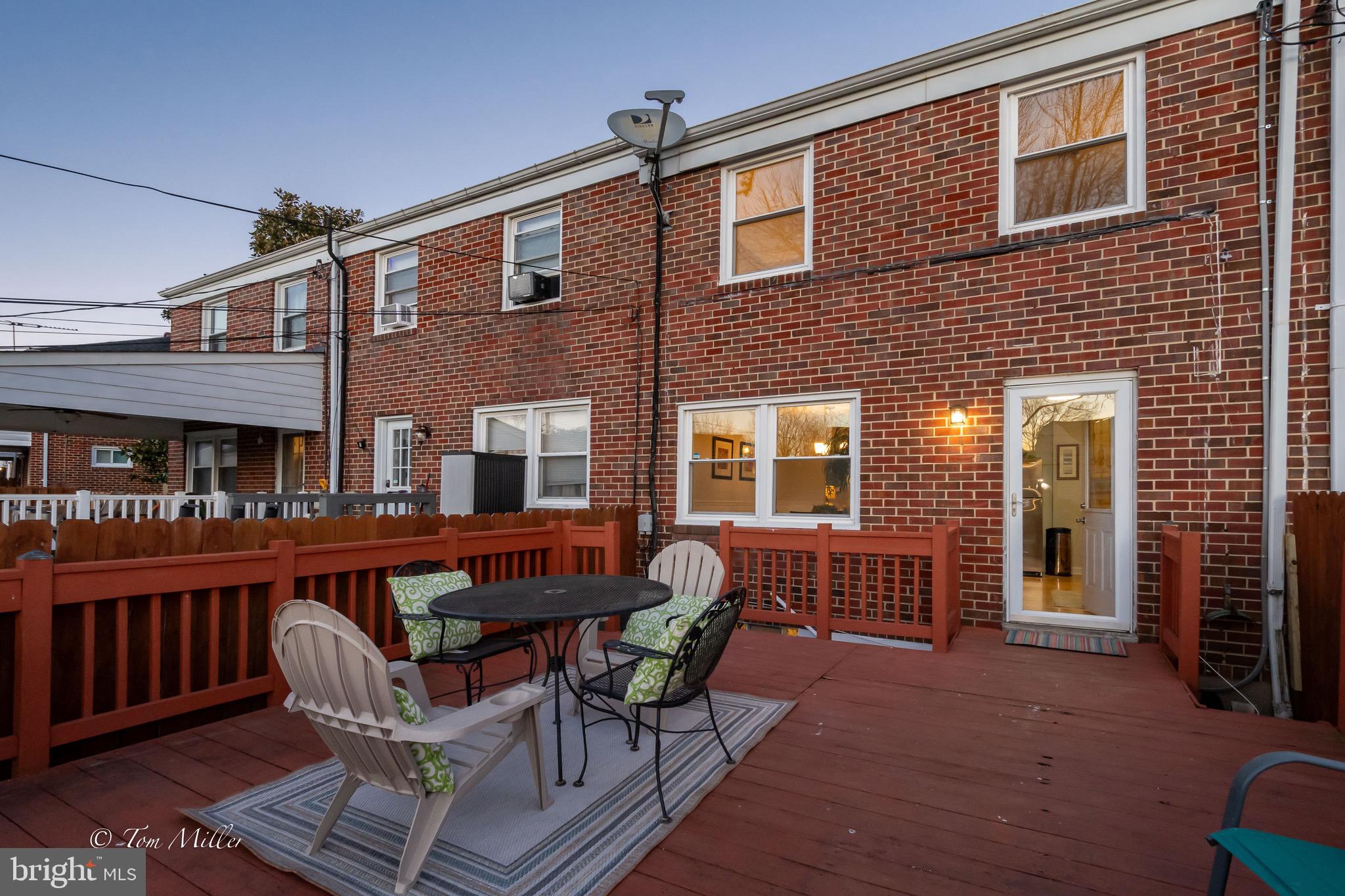 WILKER COURT - Residential