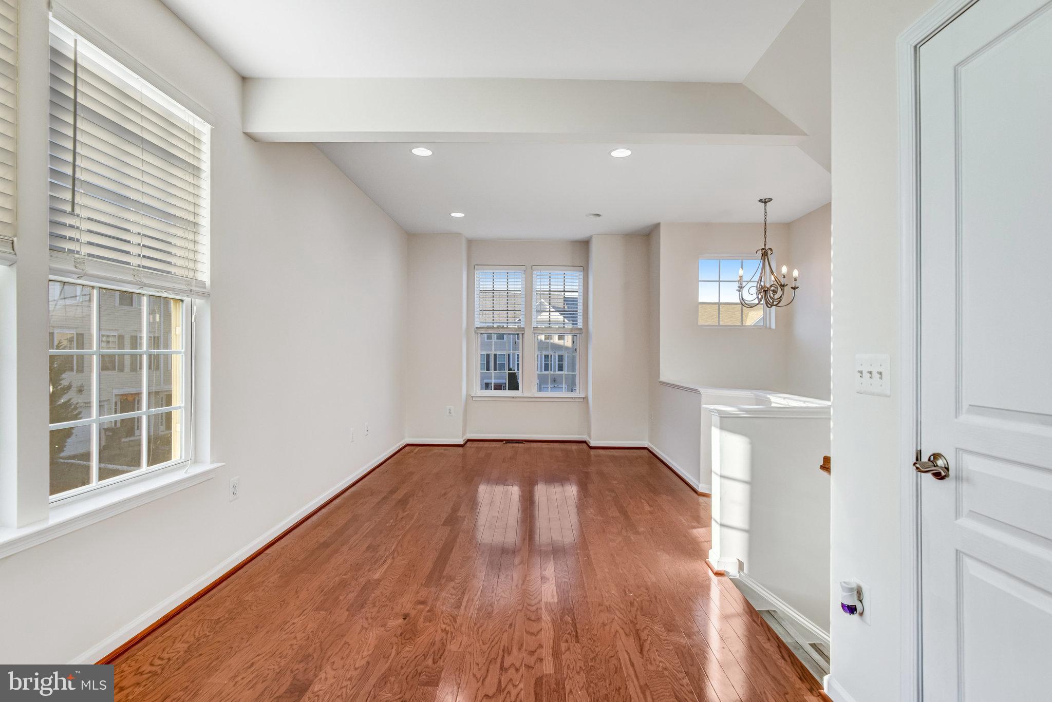 HERITAGE CROSSING CONDOMINIUM - Residential