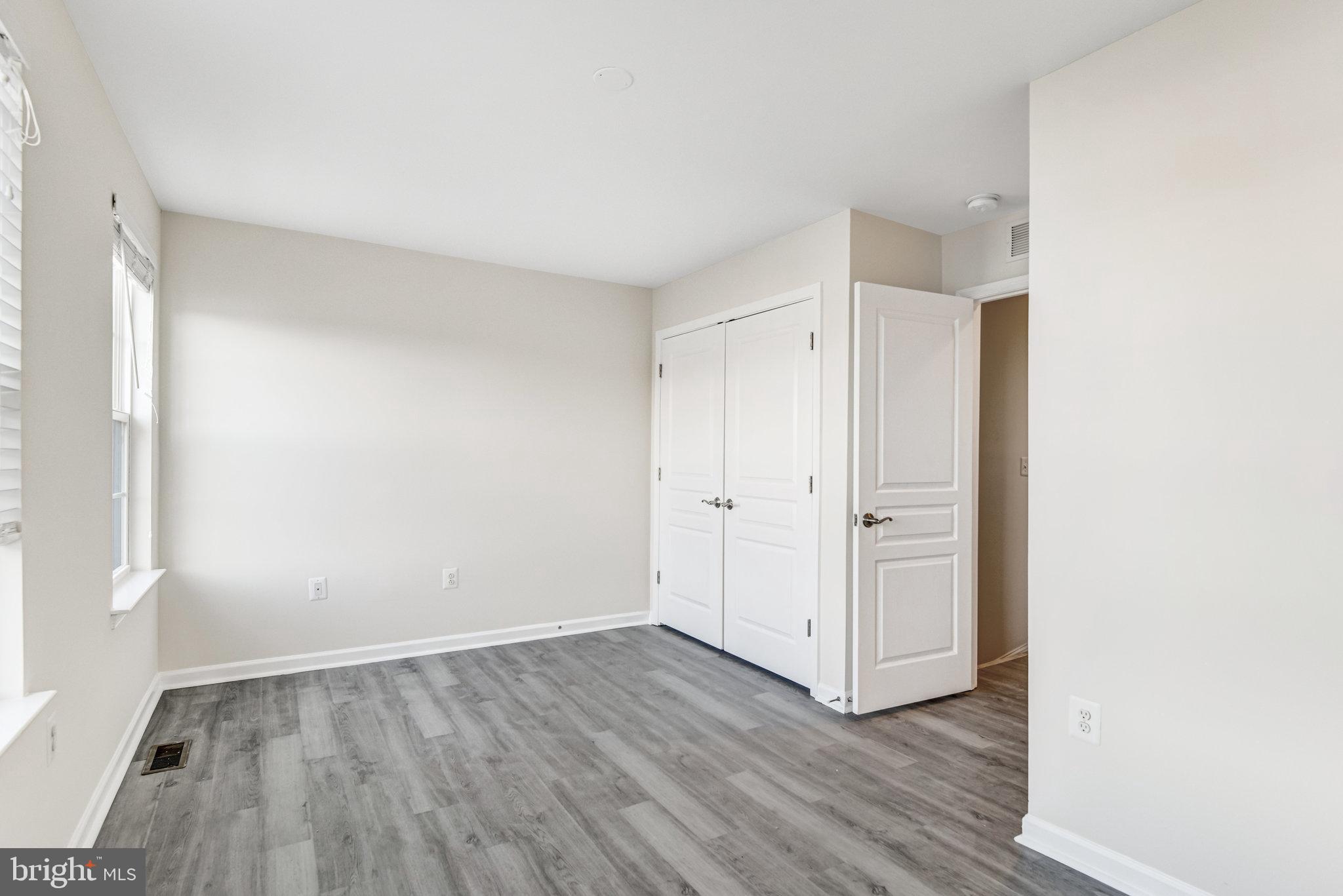 HERITAGE CROSSING CONDOMINIUM - Residential