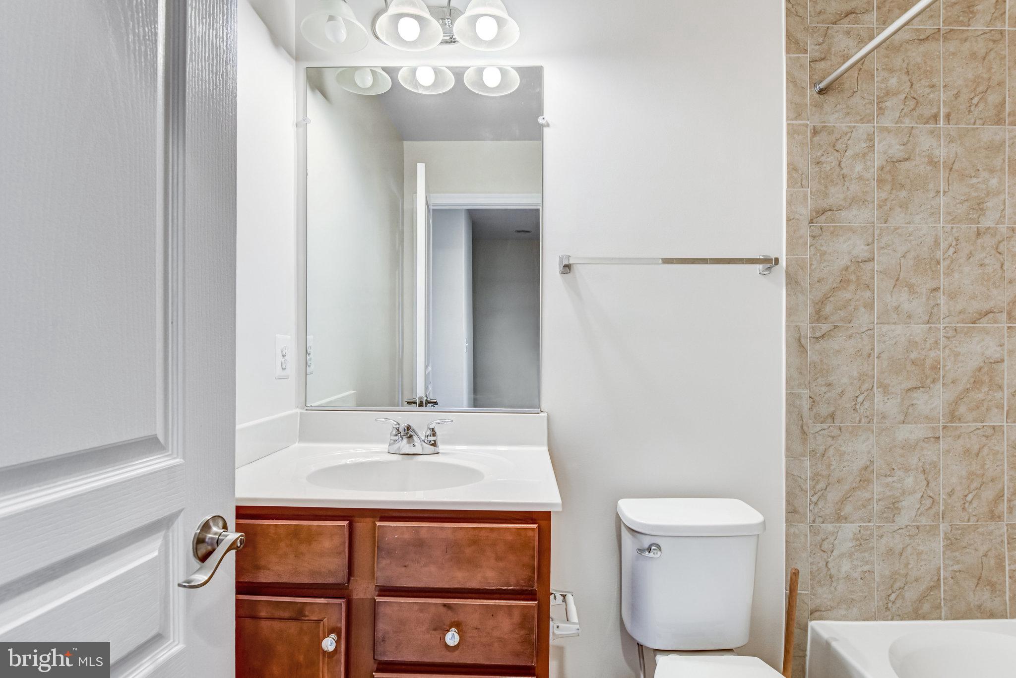 HERITAGE CROSSING CONDOMINIUM - Residential