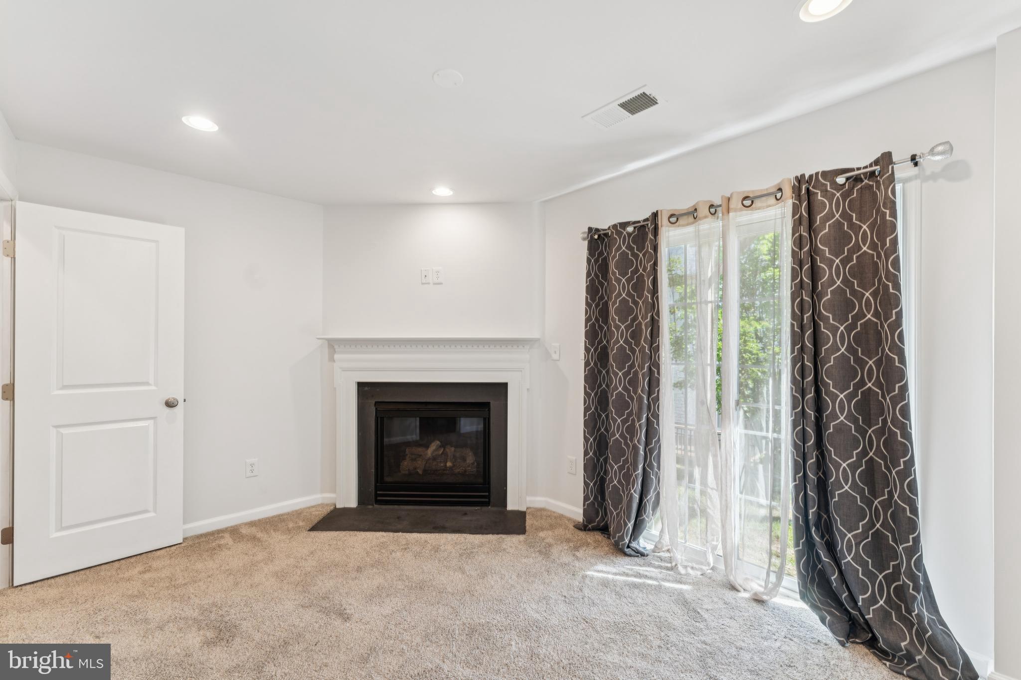 2924 TRUFFLE OAK PLACE