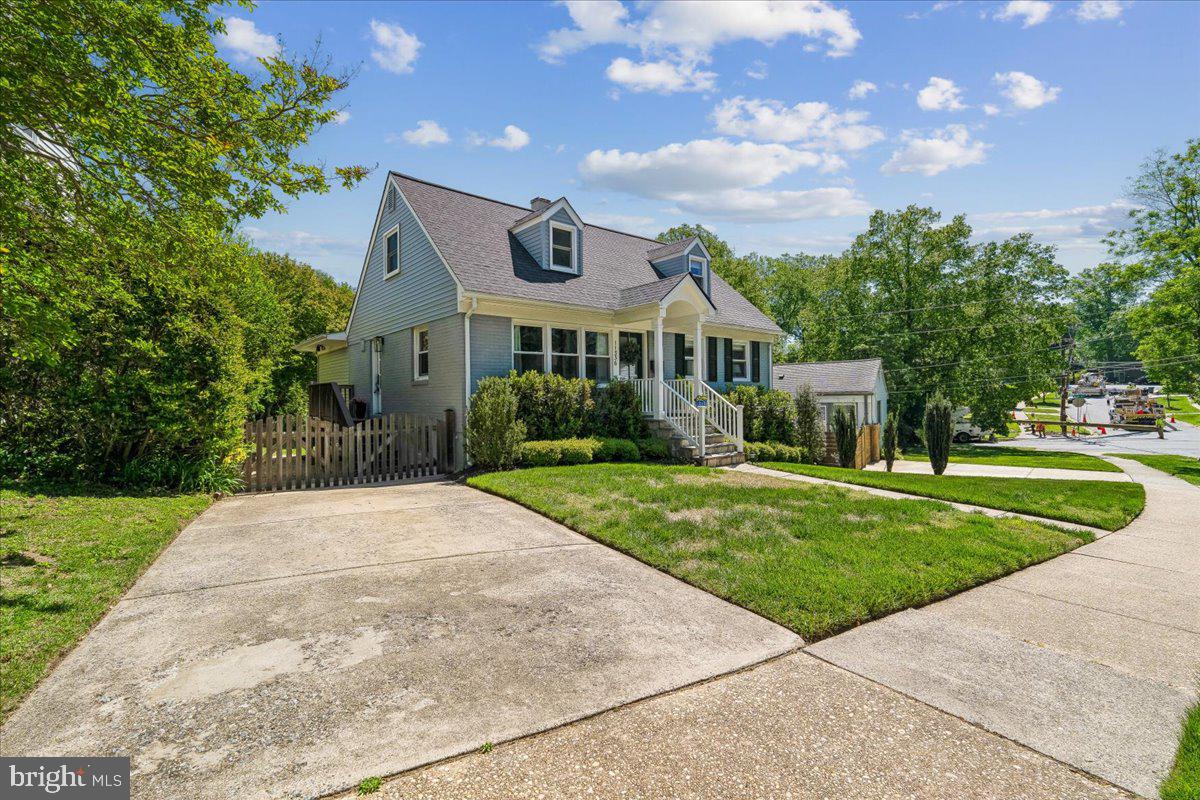 ROCK CREEK PALISADES - Residential