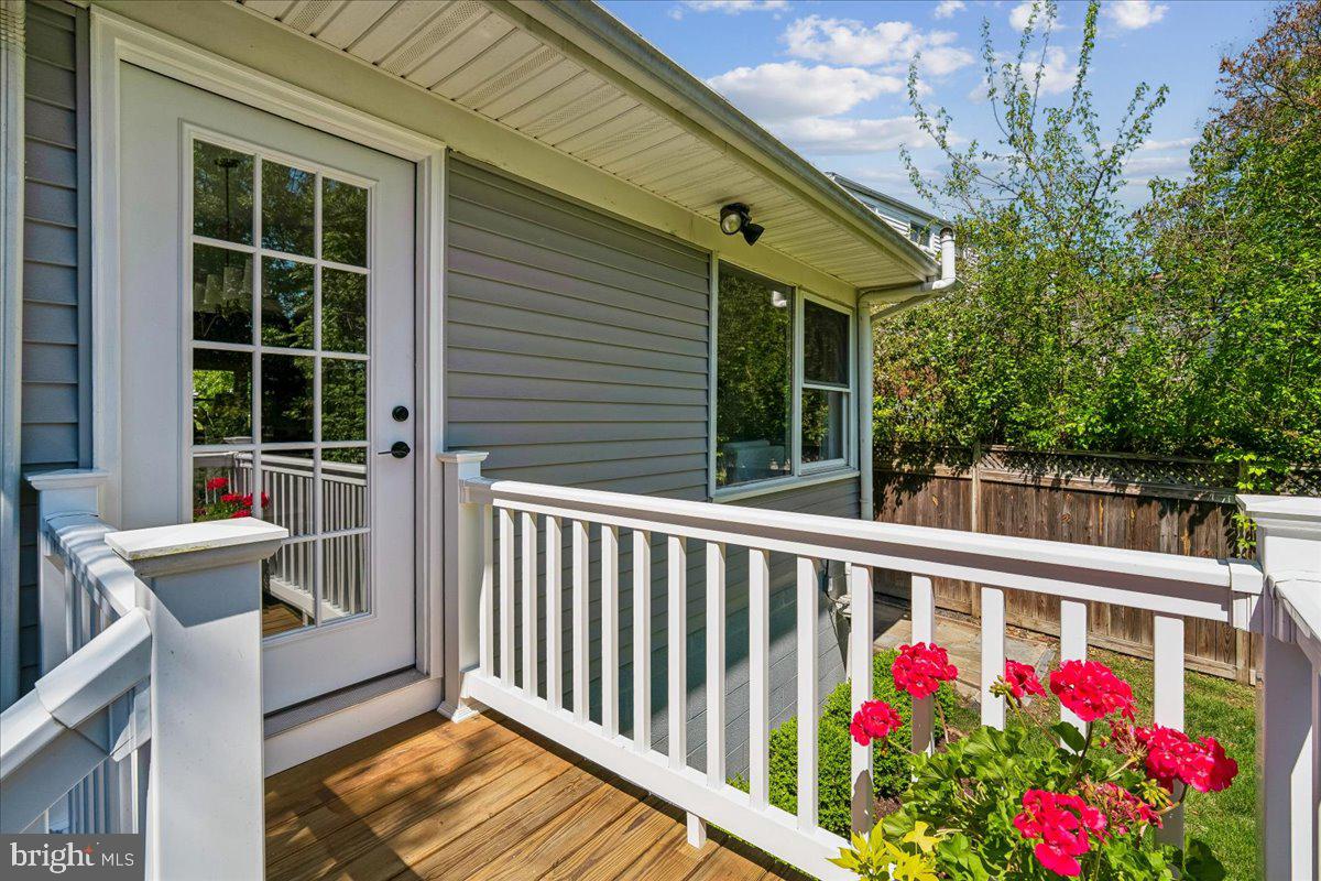 ROCK CREEK PALISADES - Residential