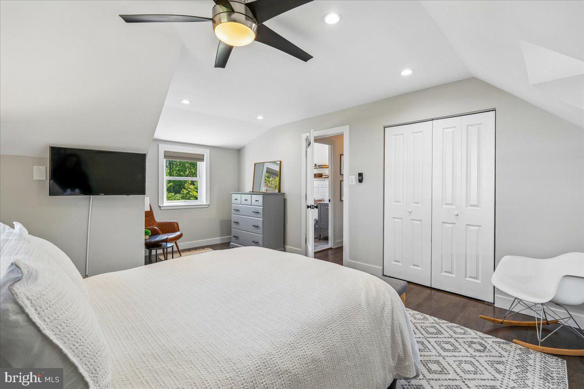ROCK CREEK PALISADES - Residential