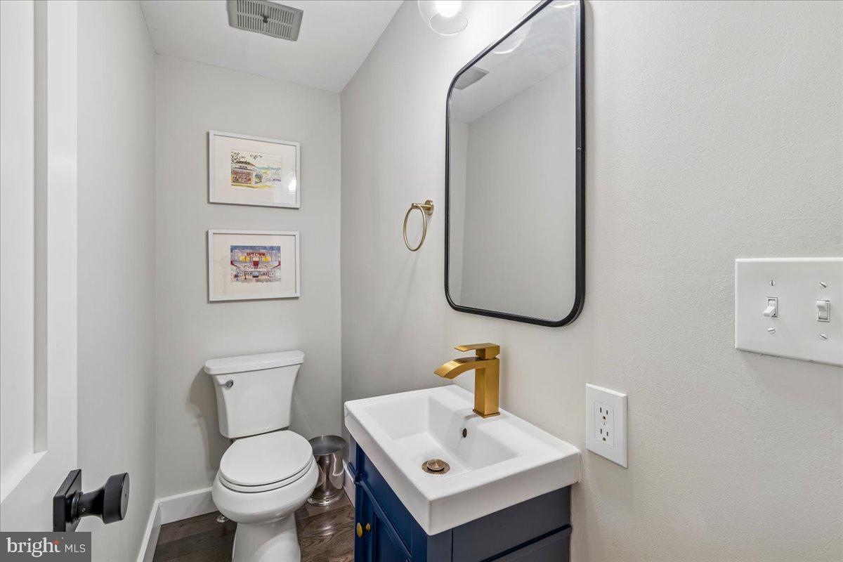 ROCK CREEK PALISADES - Residential