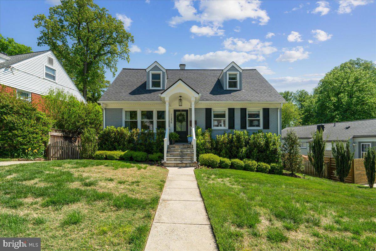 ROCK CREEK PALISADES - Residential