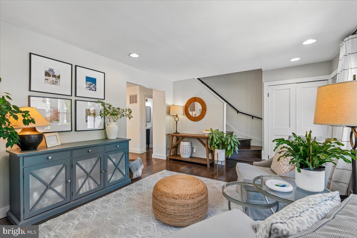 ROCK CREEK PALISADES - Residential