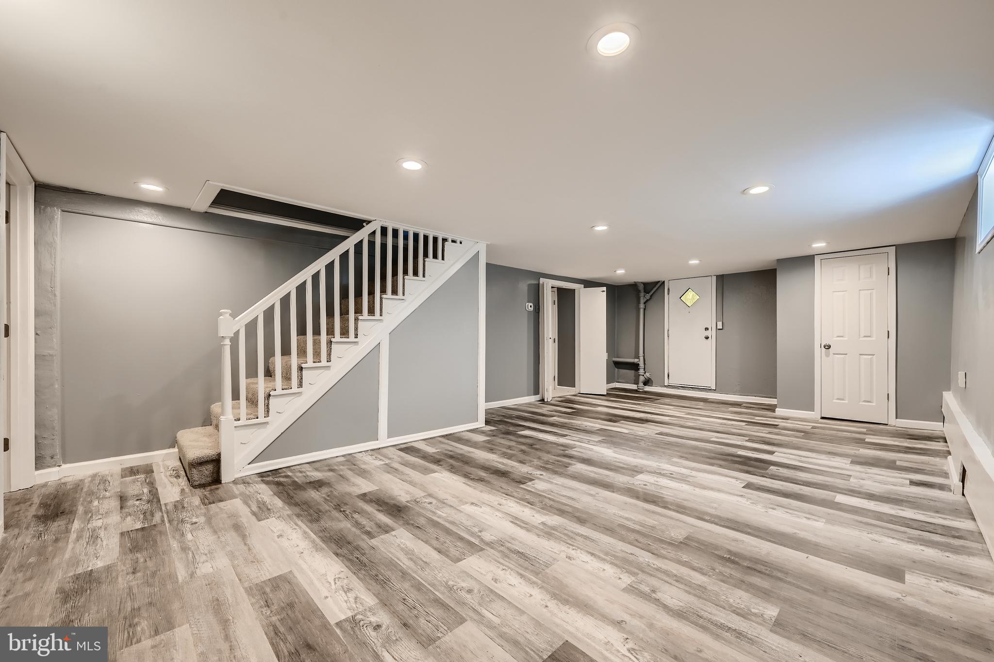 ROSEDALE - Residential