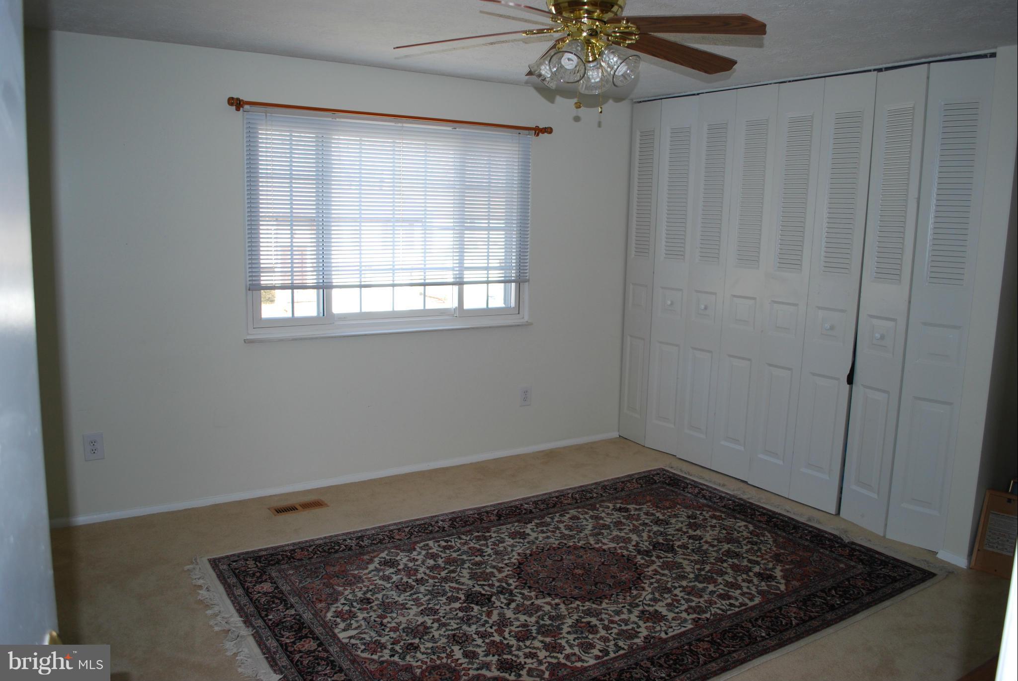 NEWINGTON FOREST - Residential