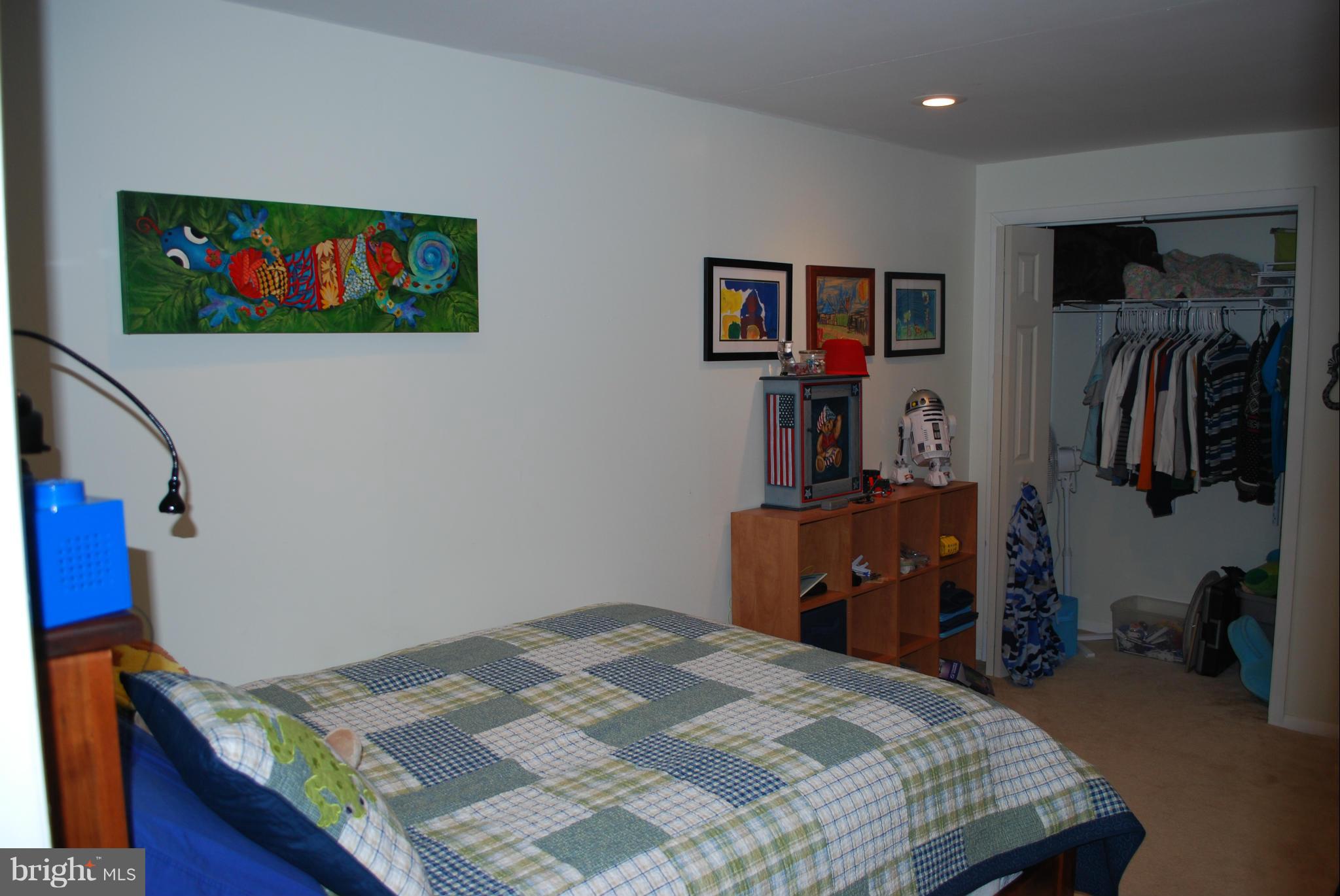 NEWINGTON FOREST - Residential