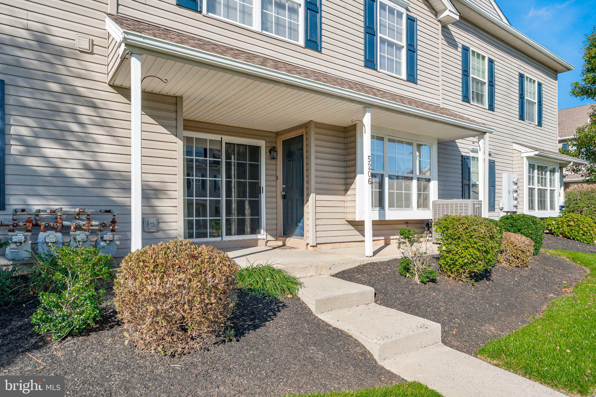 5206 DRAWBRIDGE COURT, ROYERSFORD, PA, 19468 5206 DRAWBRIDGE COURT
