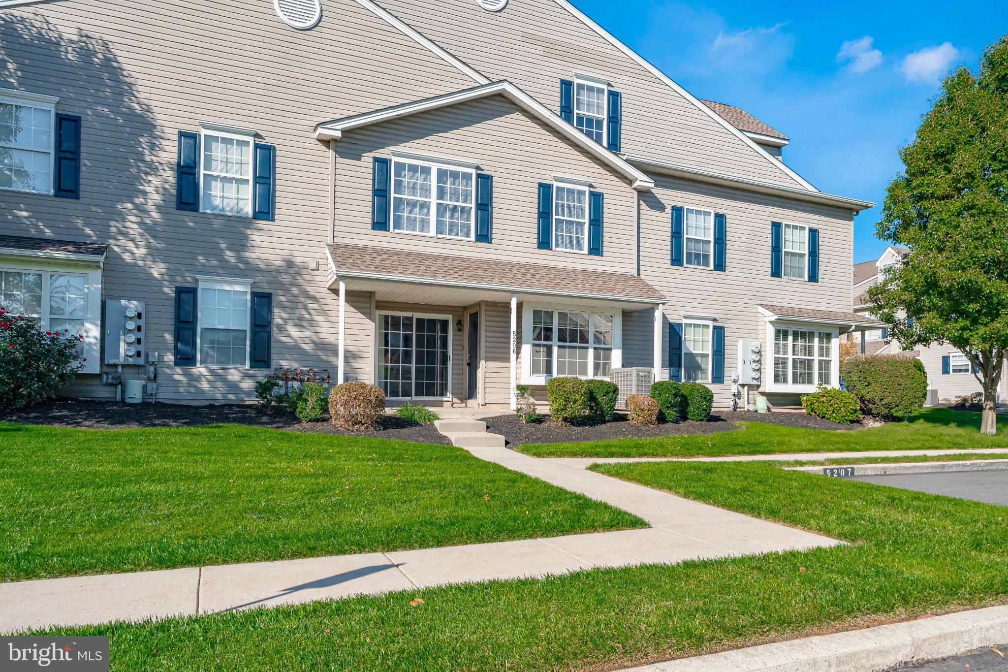 5206 DRAWBRIDGE COURT, ROYERSFORD, PA, 19468 5206 DRAWBRIDGE COURT