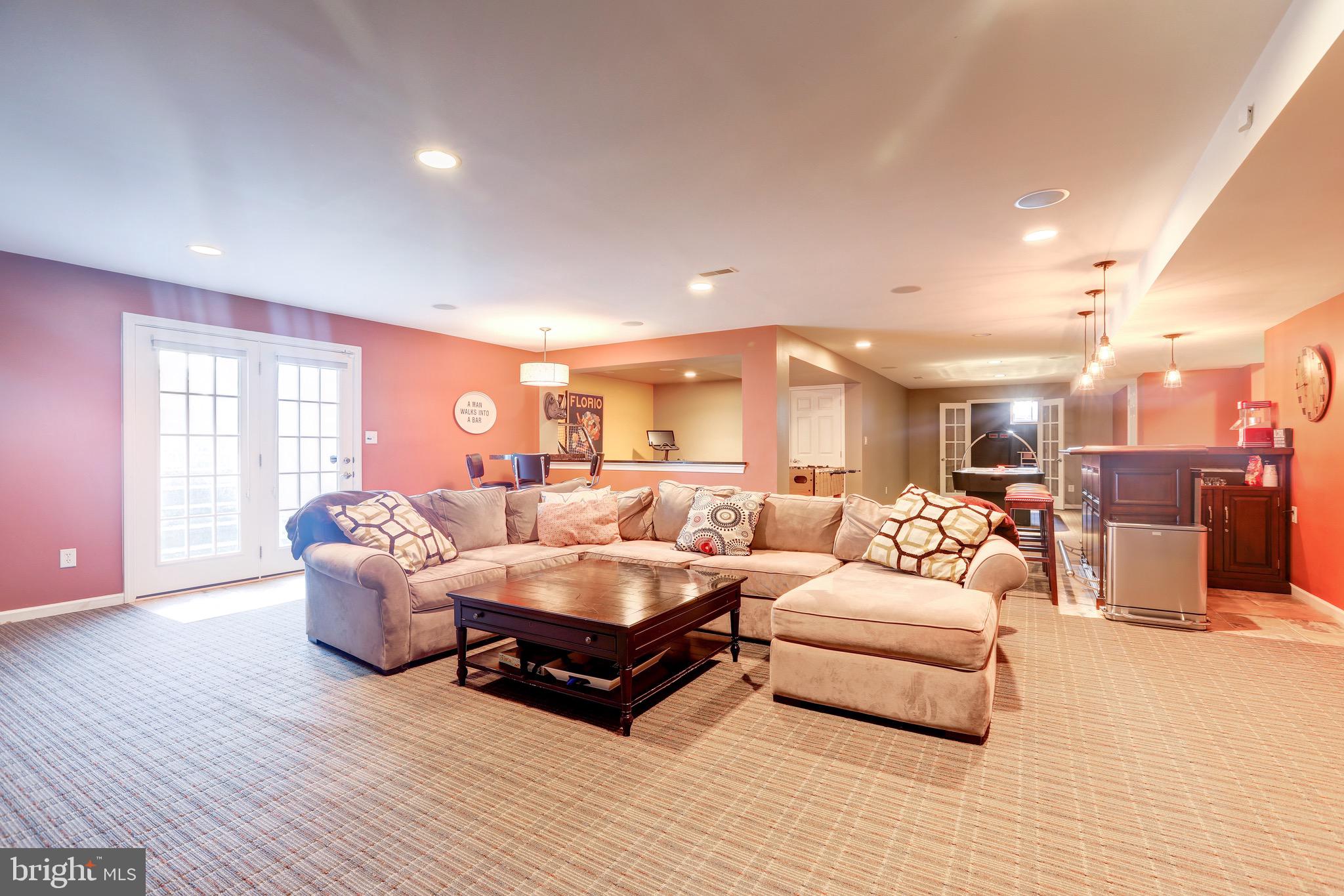 POTOMAC GLEN - Residential