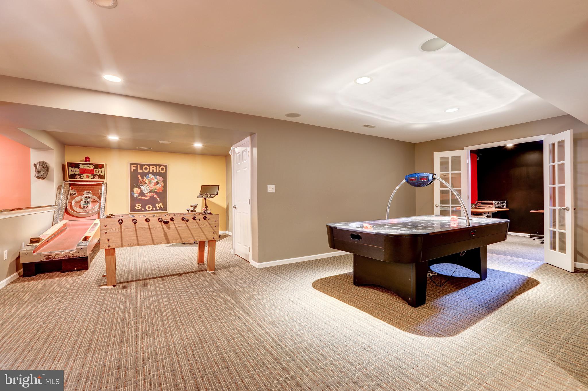 POTOMAC GLEN - Residential