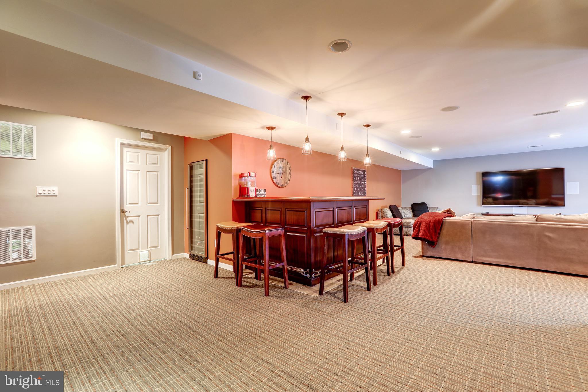 POTOMAC GLEN - Residential