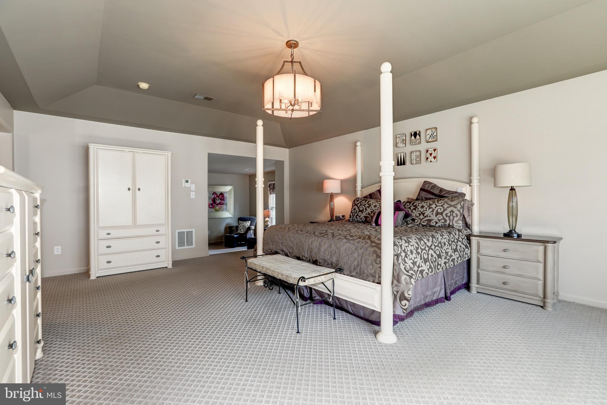 POTOMAC GLEN - Residential
