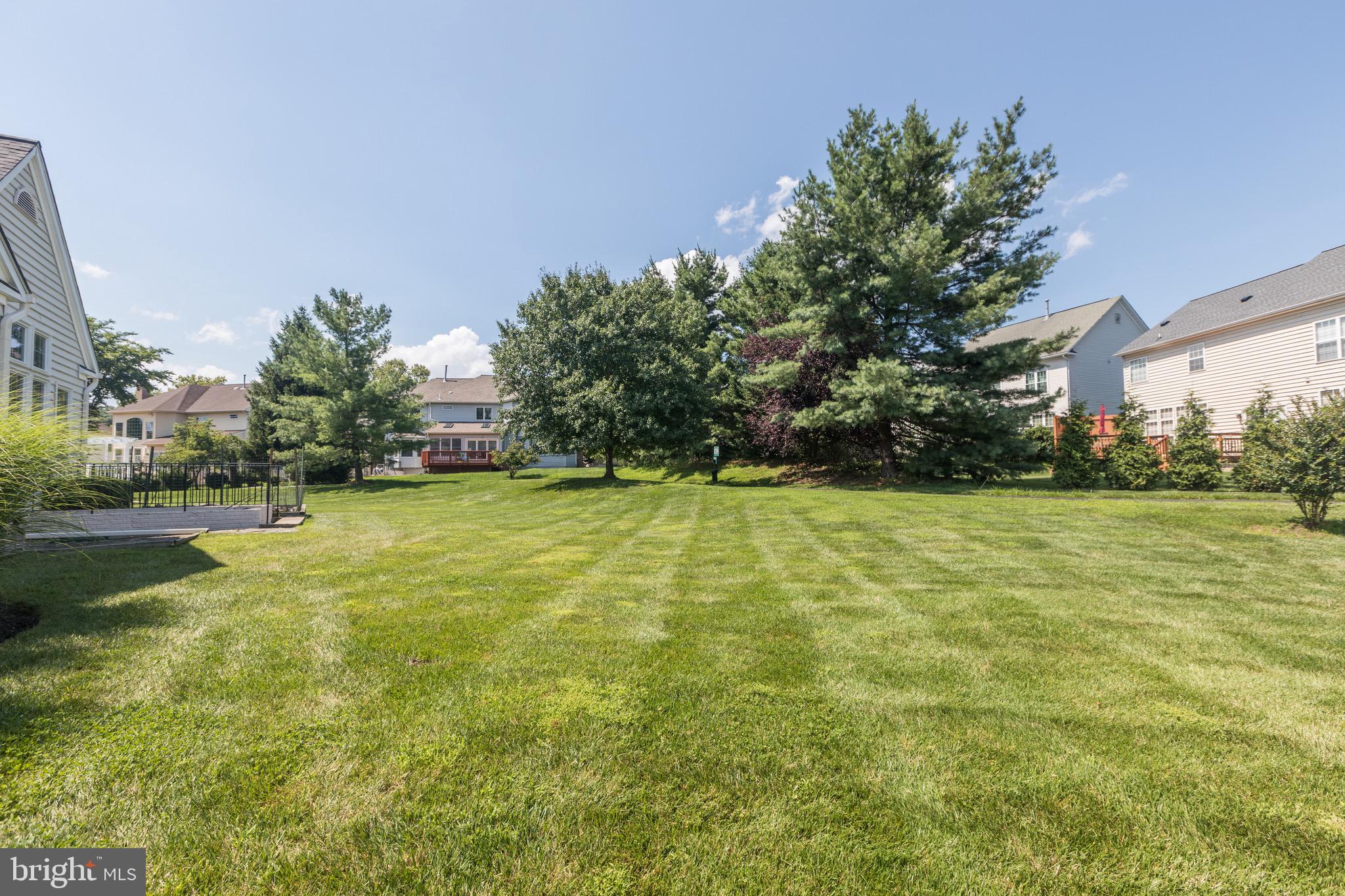 POTOMAC GLEN - Residential