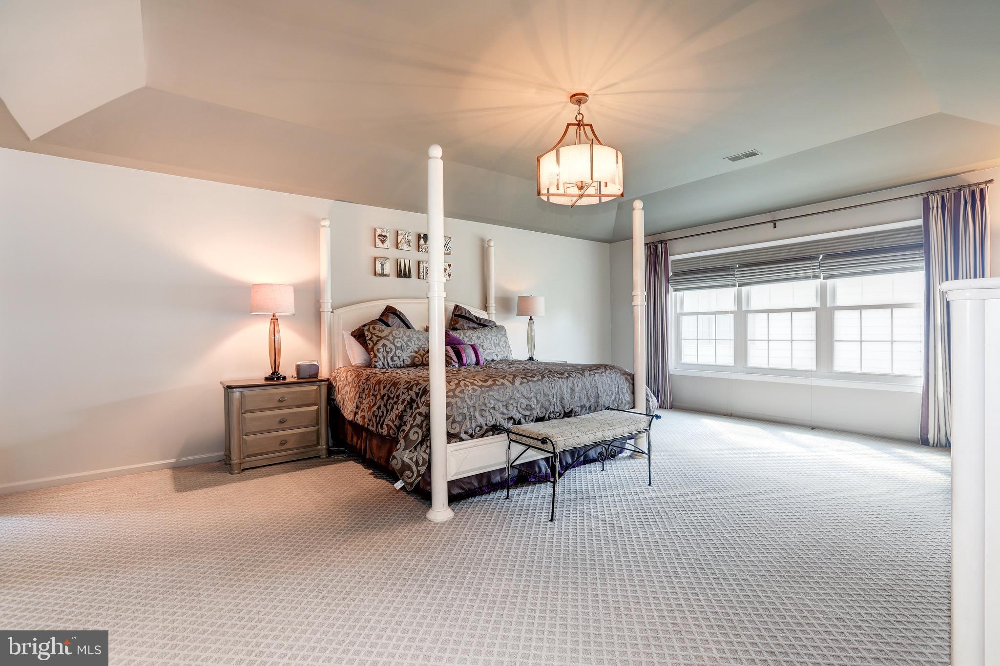 POTOMAC GLEN - Residential