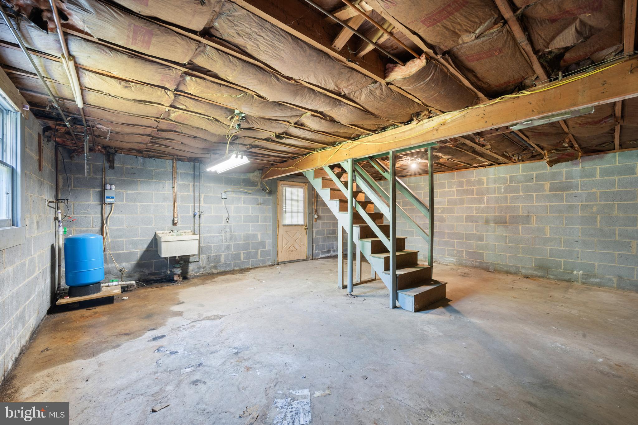 SANDY SPRING - Residential