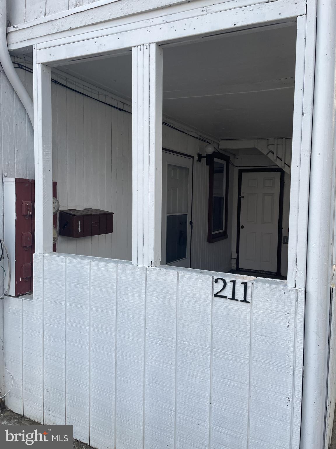 CHARLES TOWN - Residential Lease