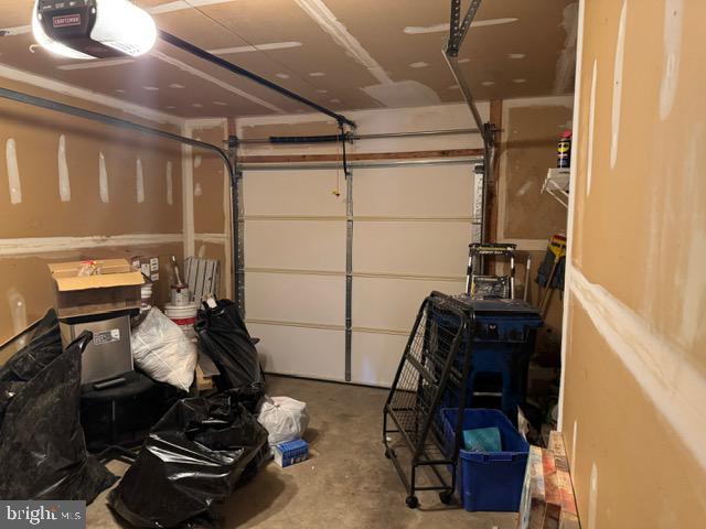 ARCOLA - Residential Lease