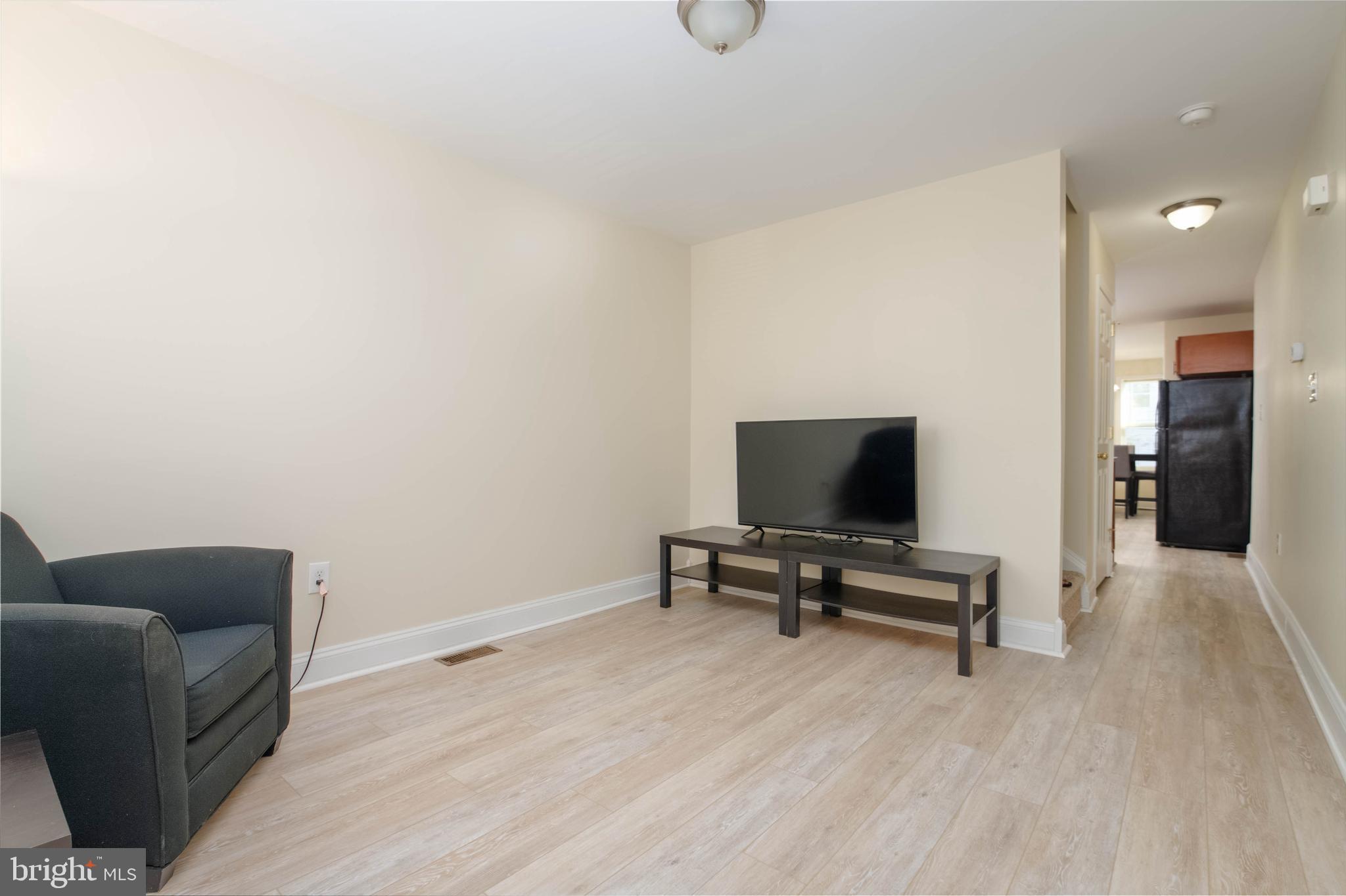 CAMDEN CROSSING - Residential