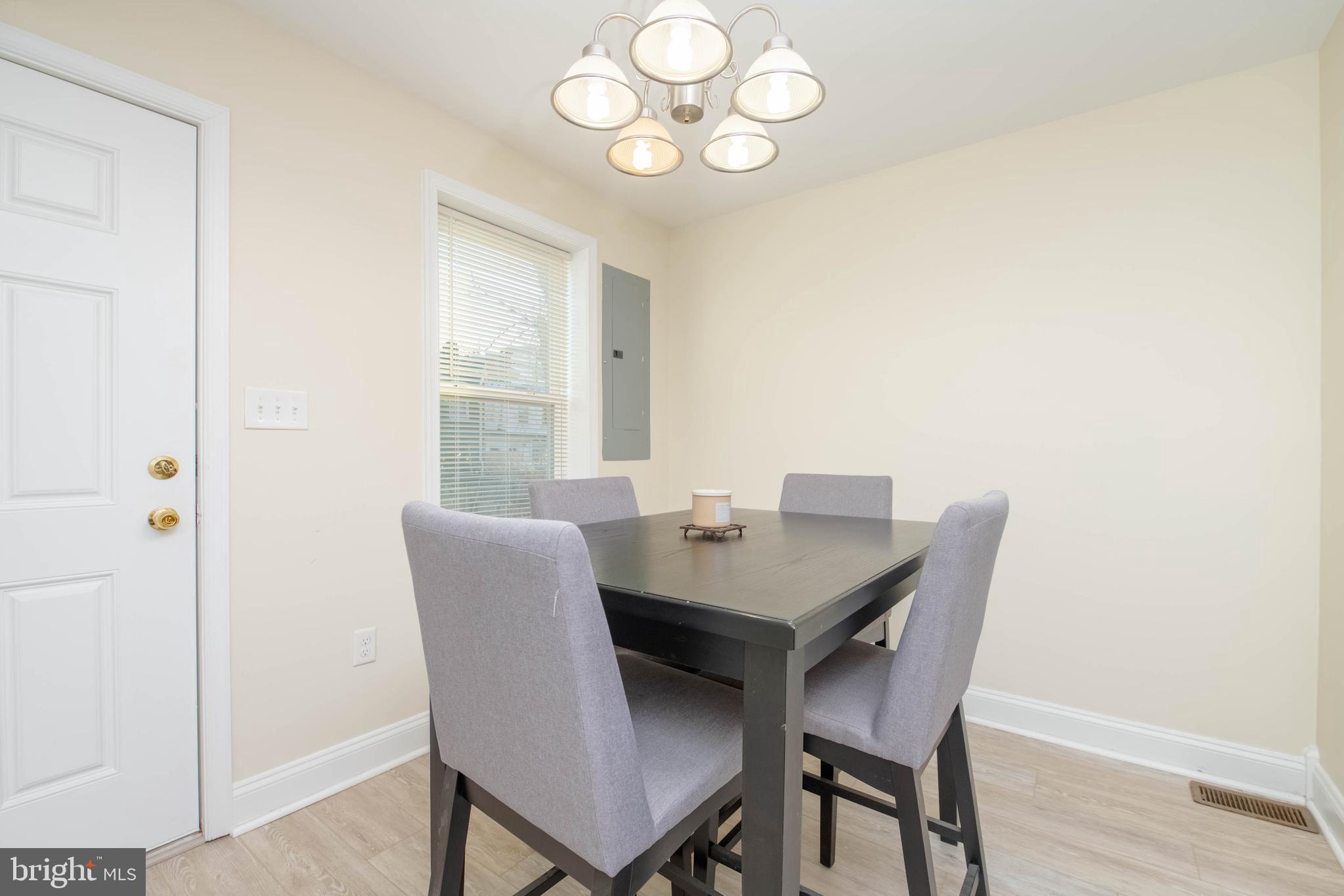 CAMDEN CROSSING - Residential