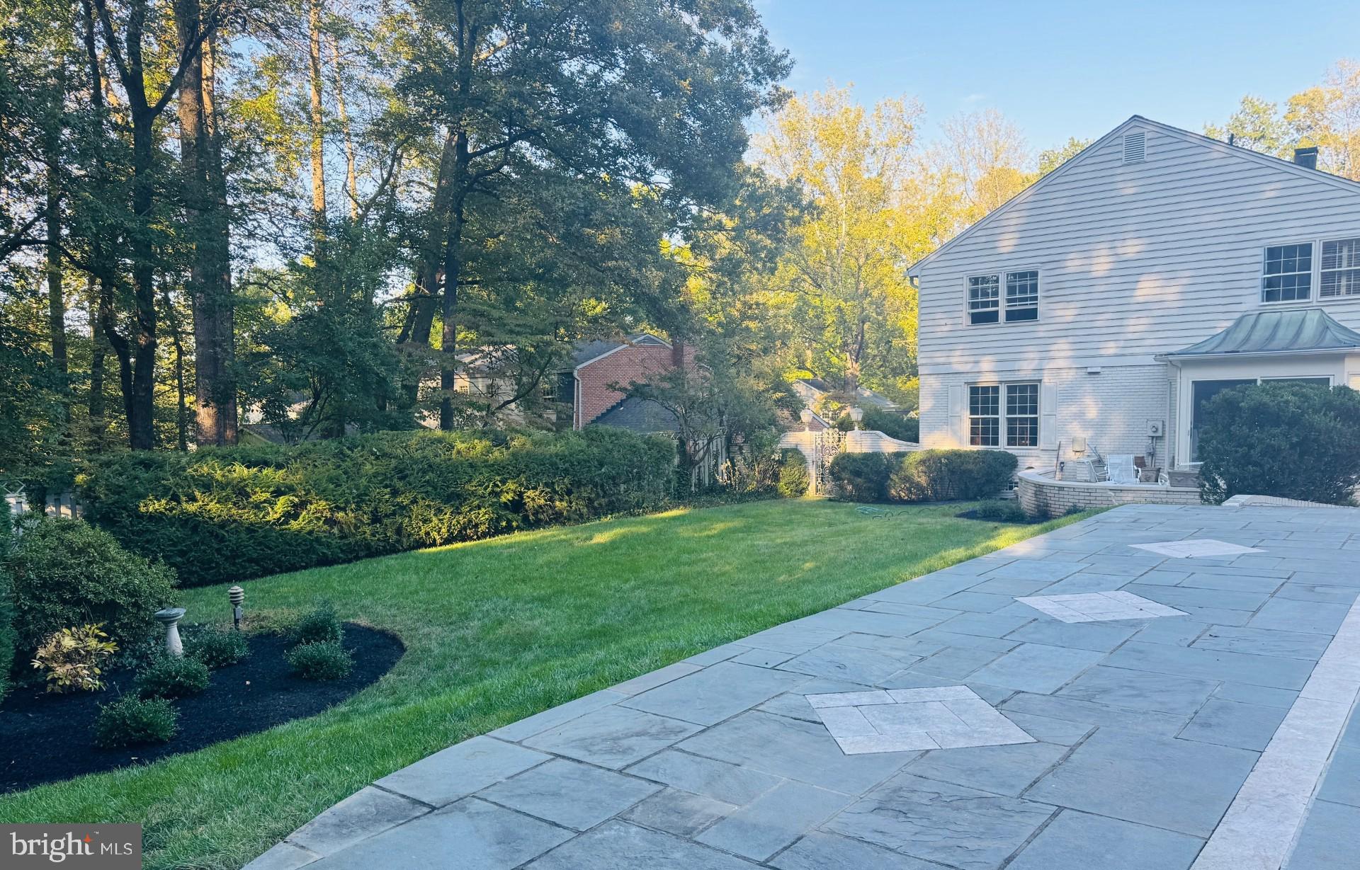 MANTUA - Residential