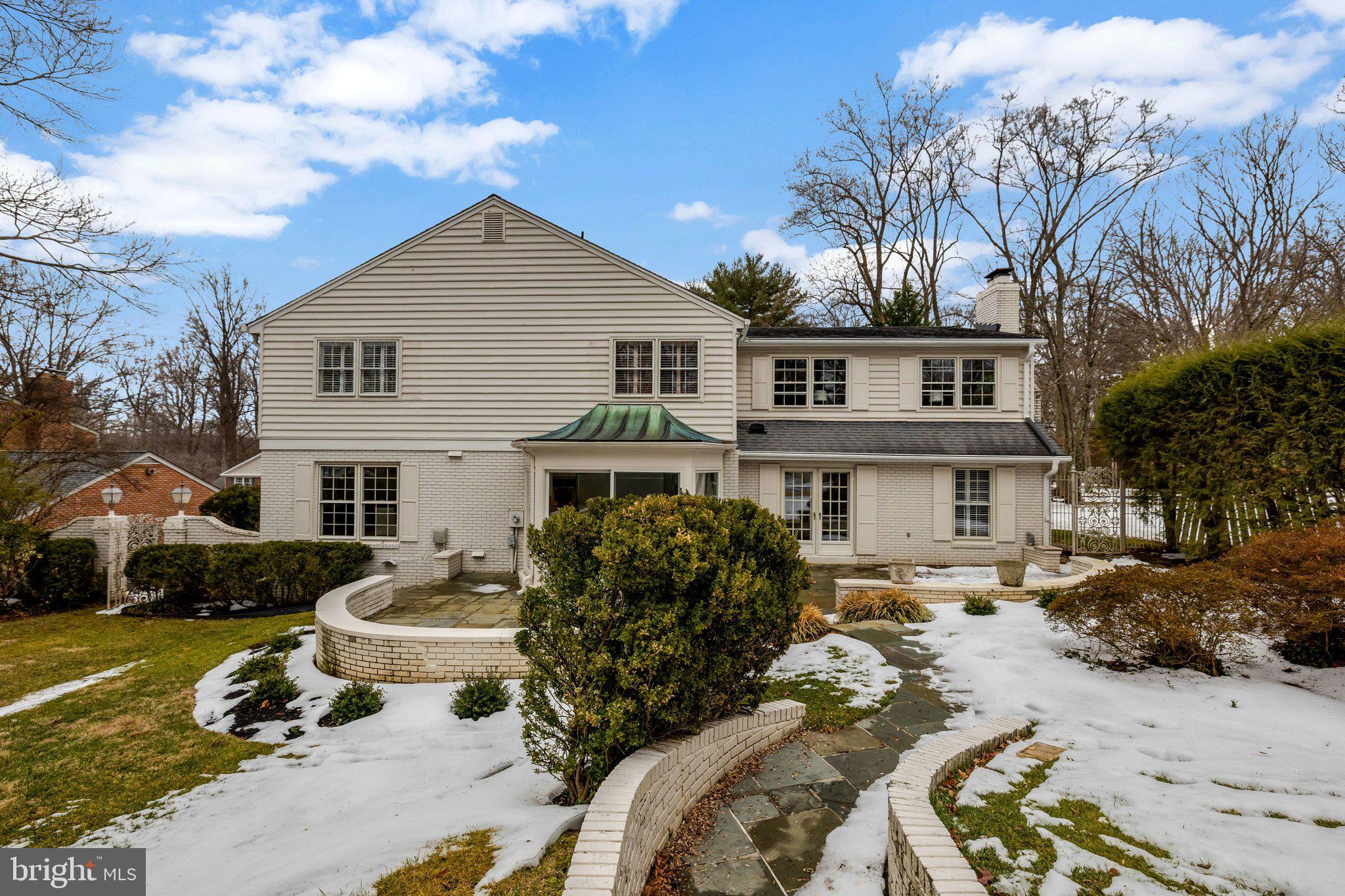 MANTUA - Residential