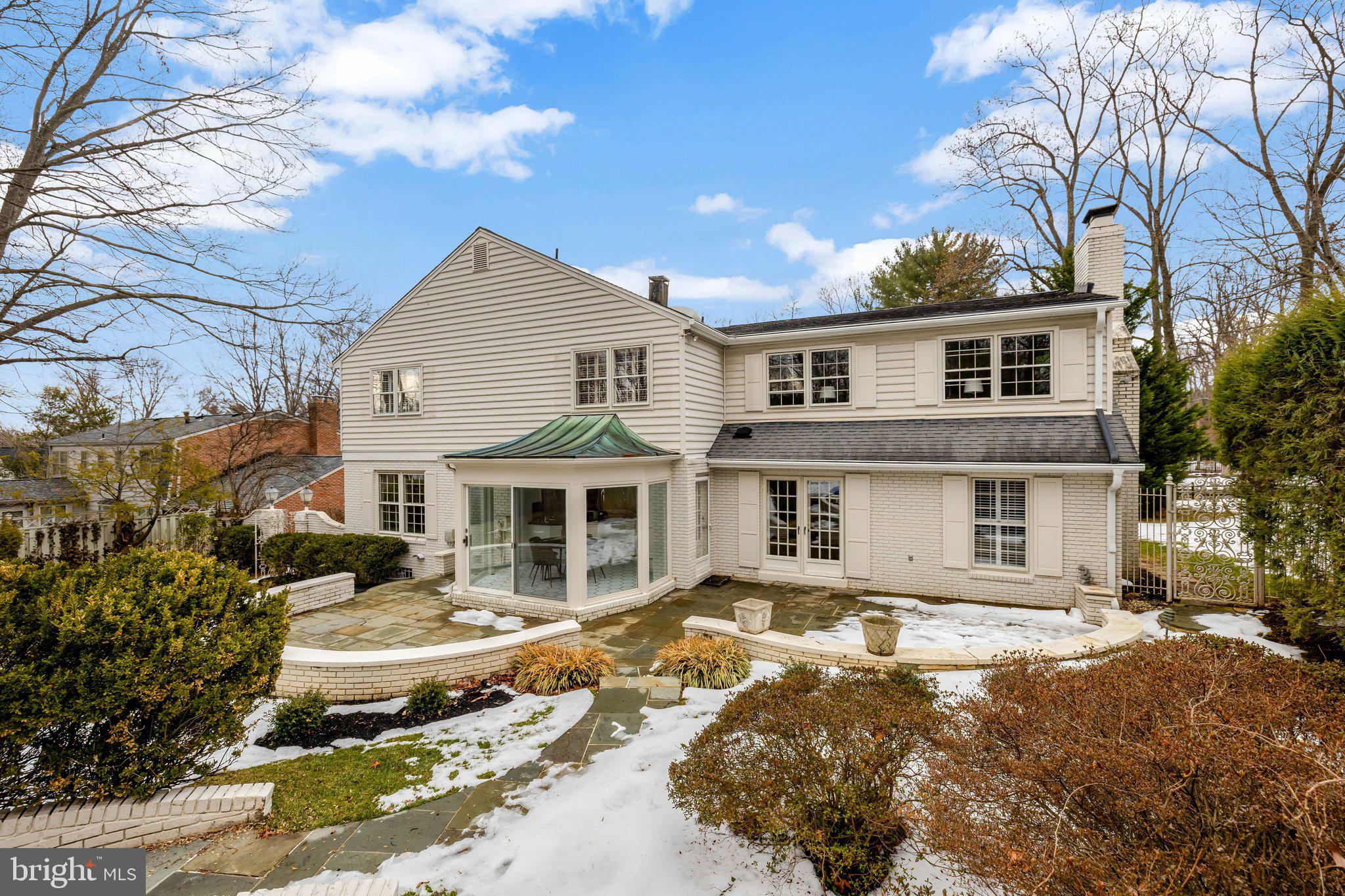 MANTUA - Residential