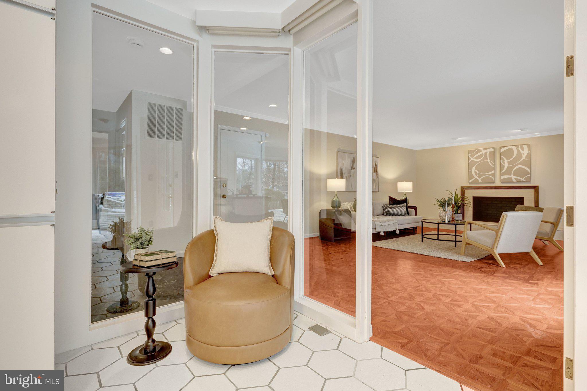 MANTUA - Residential