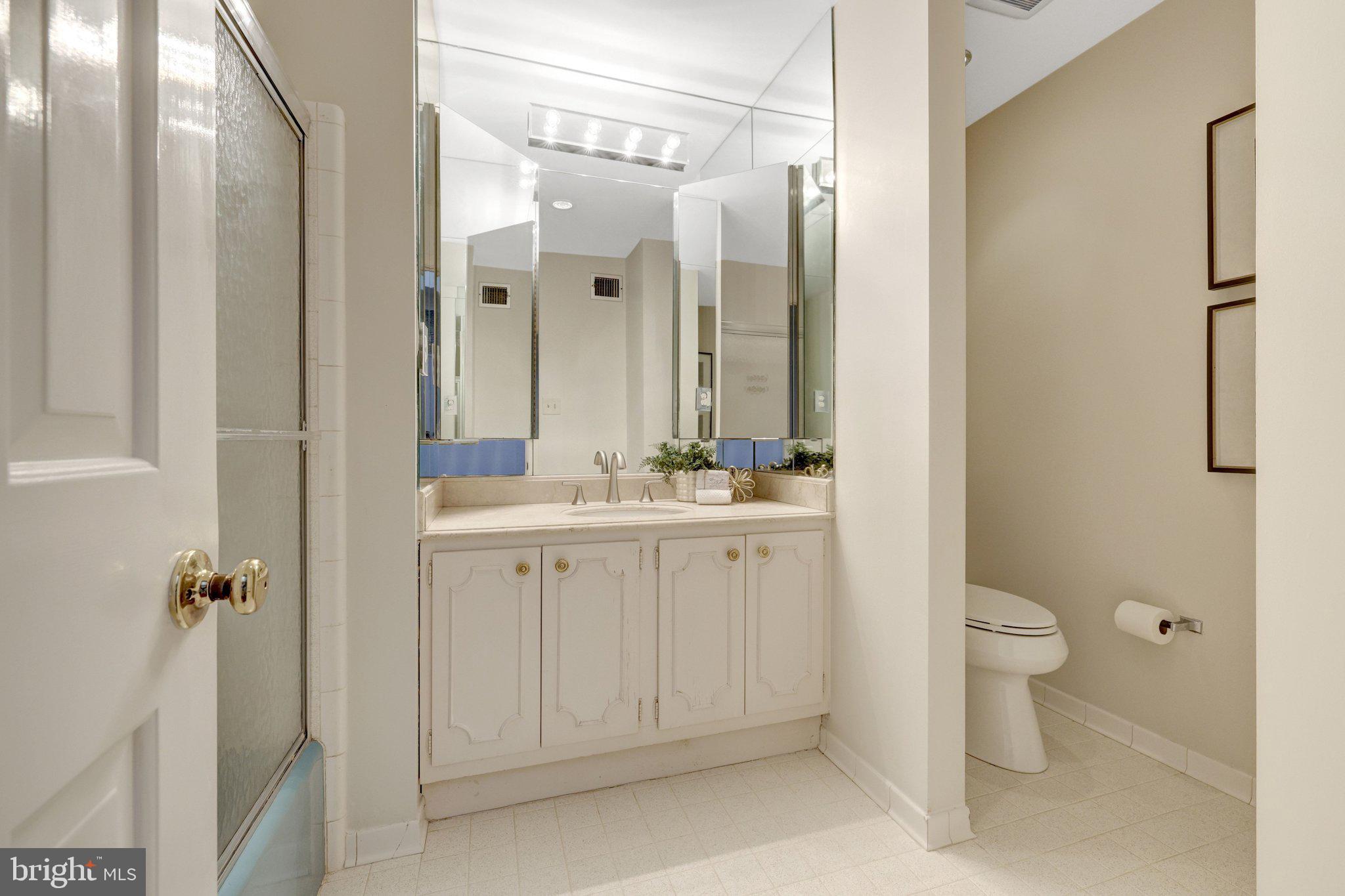 MANTUA - Residential