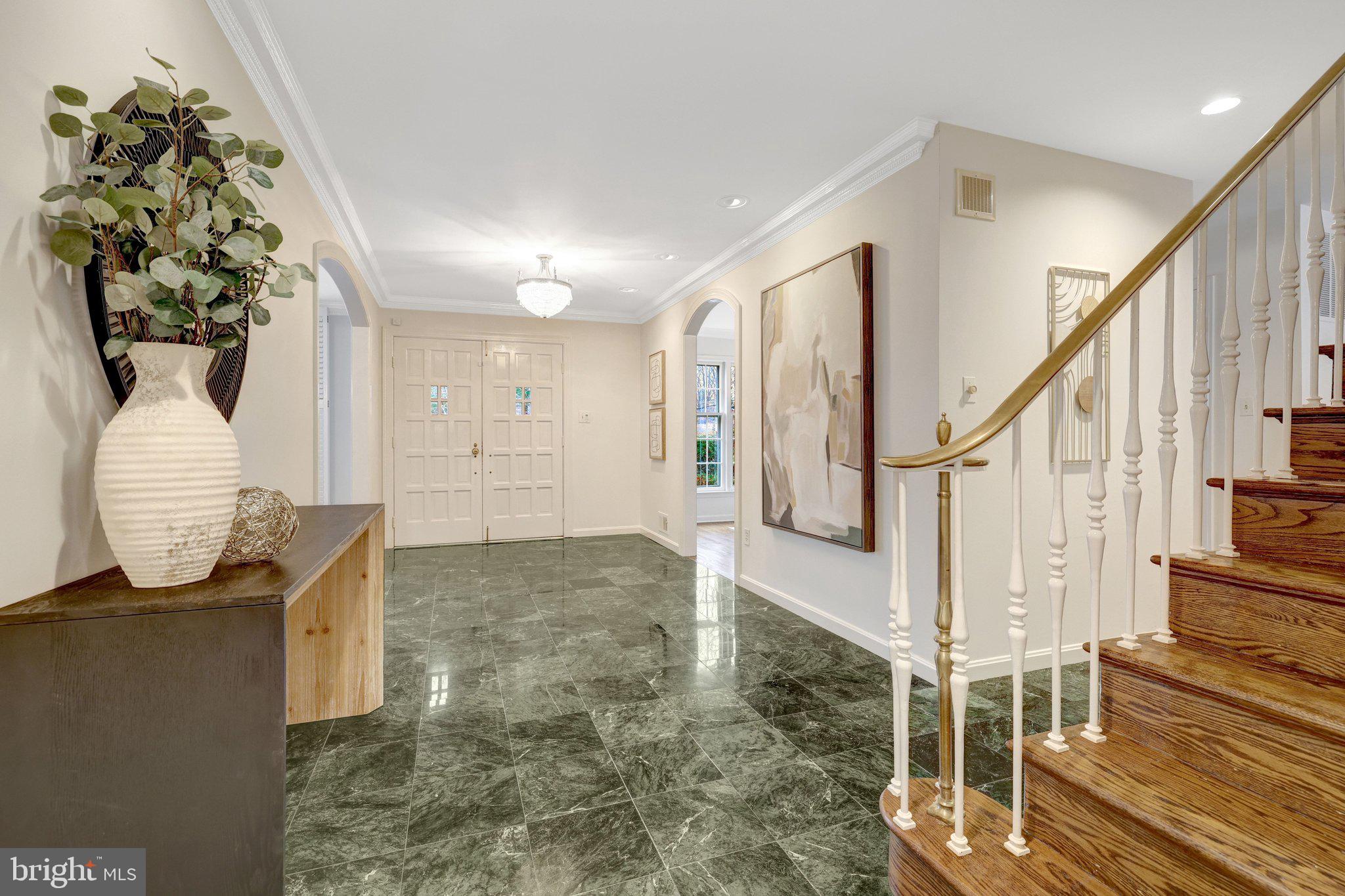 MANTUA - Residential