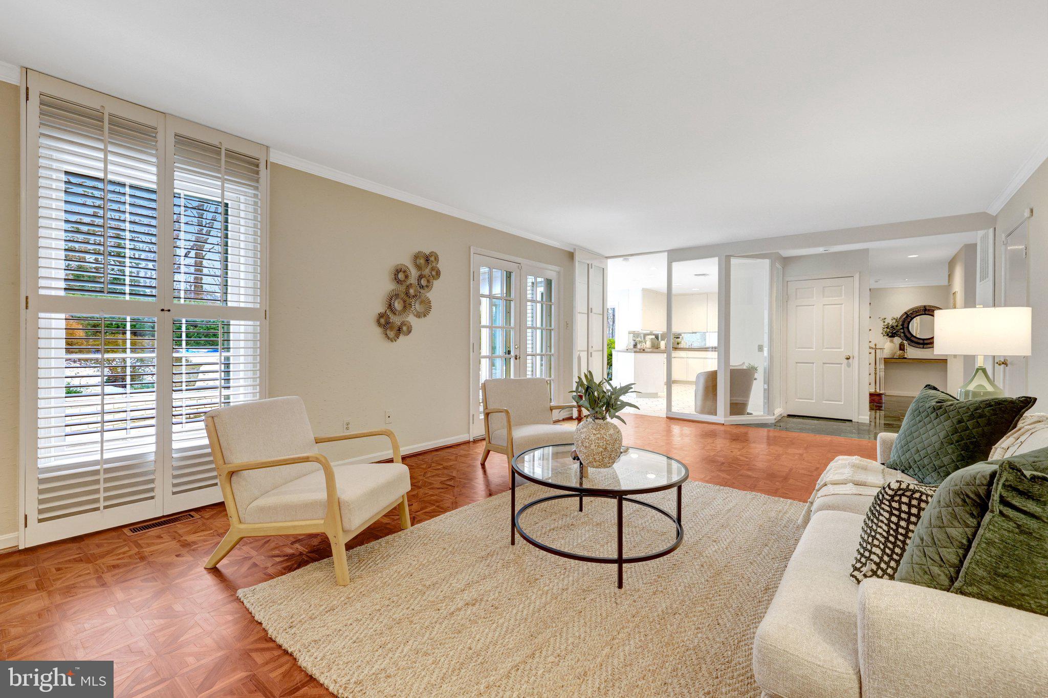 MANTUA - Residential