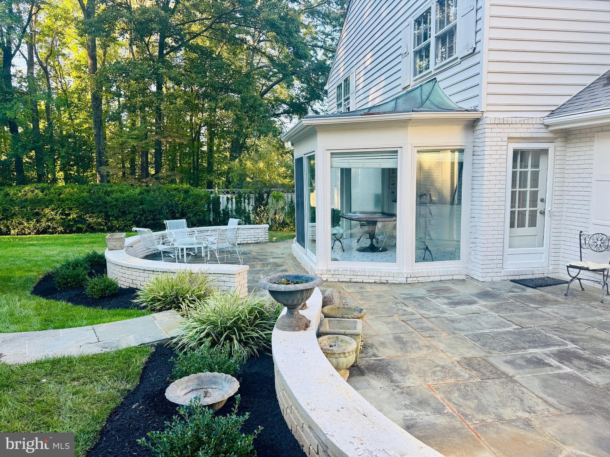 MANTUA - Residential