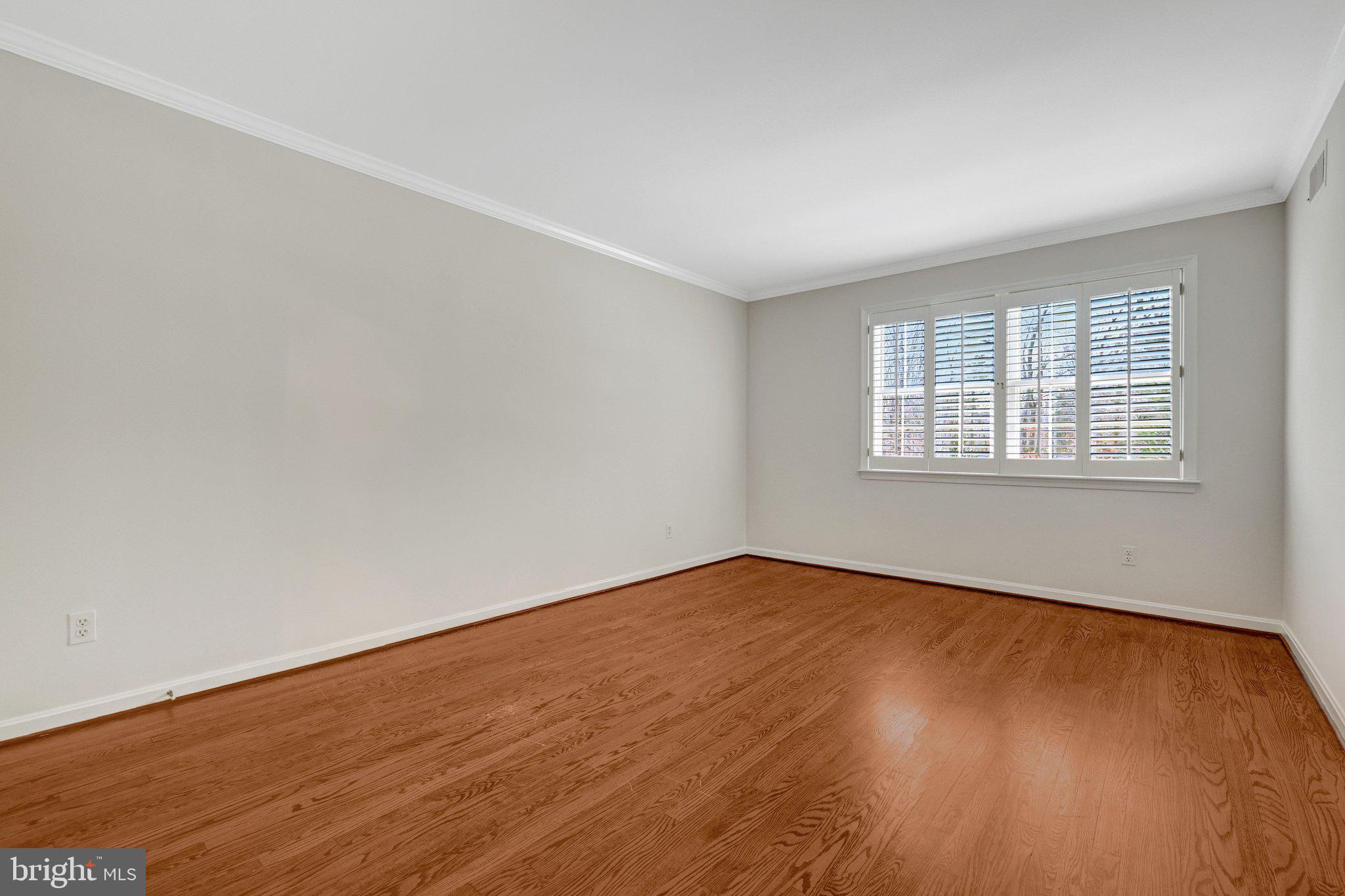 MANTUA - Residential