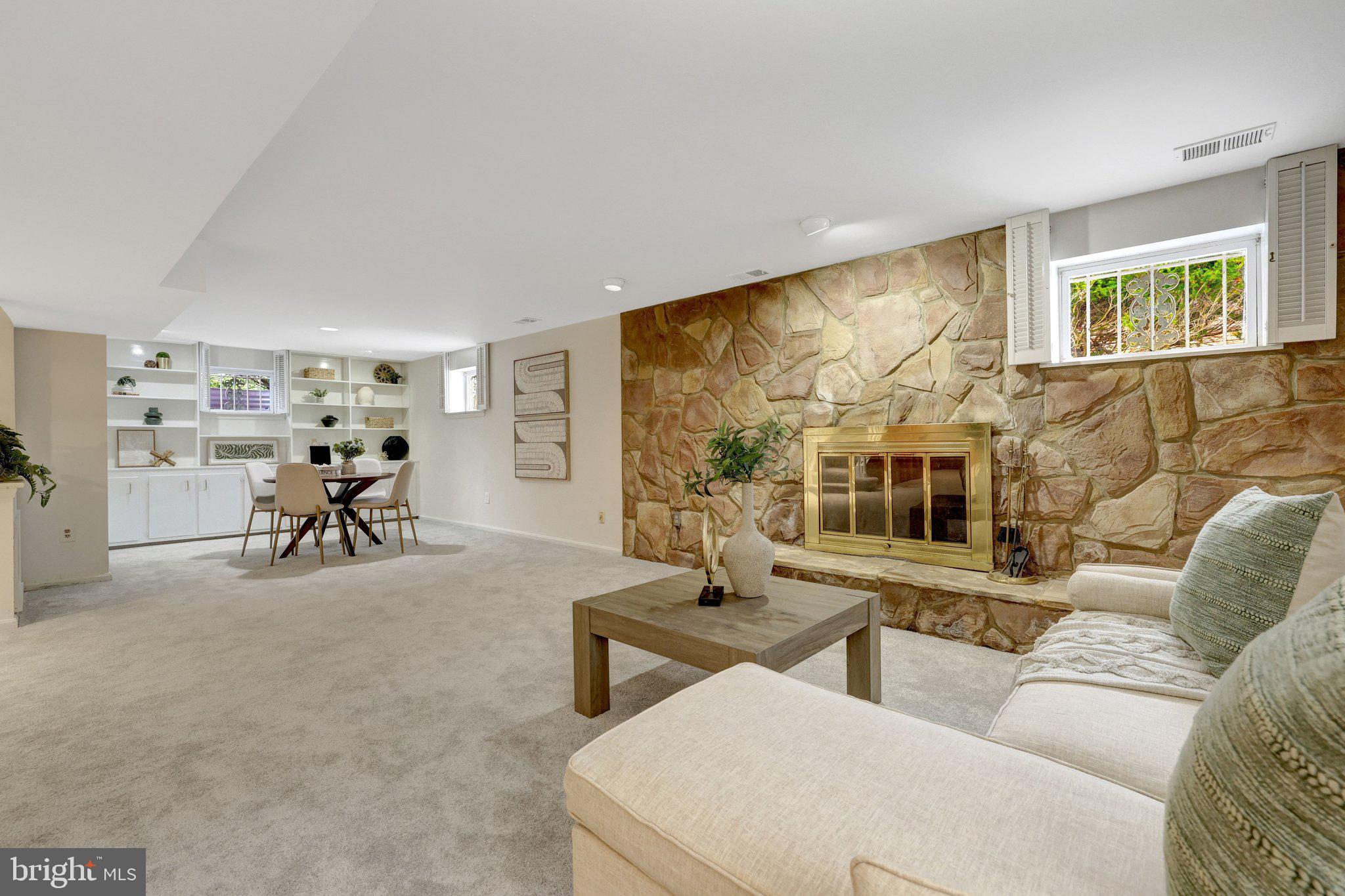 MANTUA - Residential