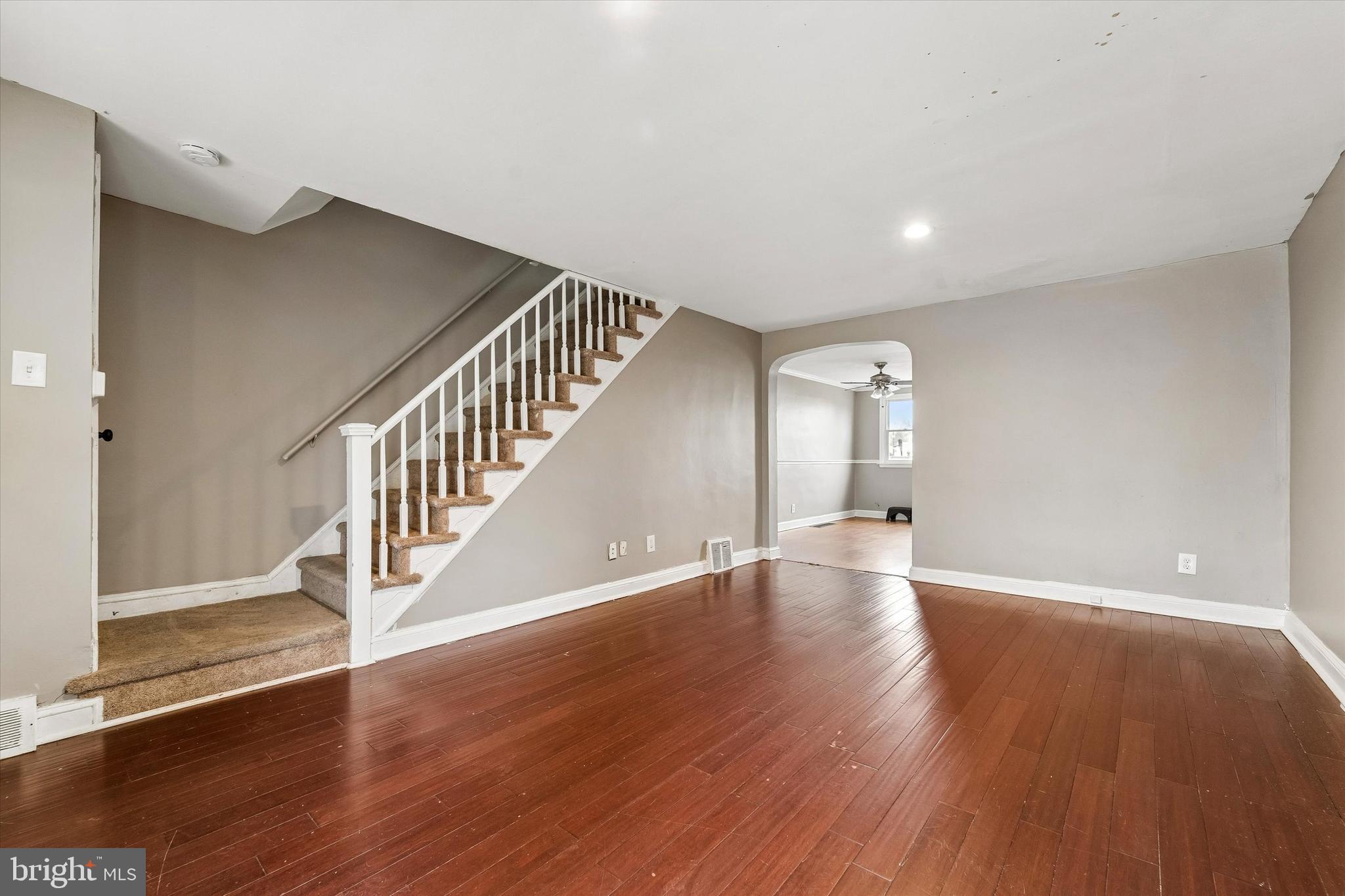 CLIFTON HEIGHTS - Residential