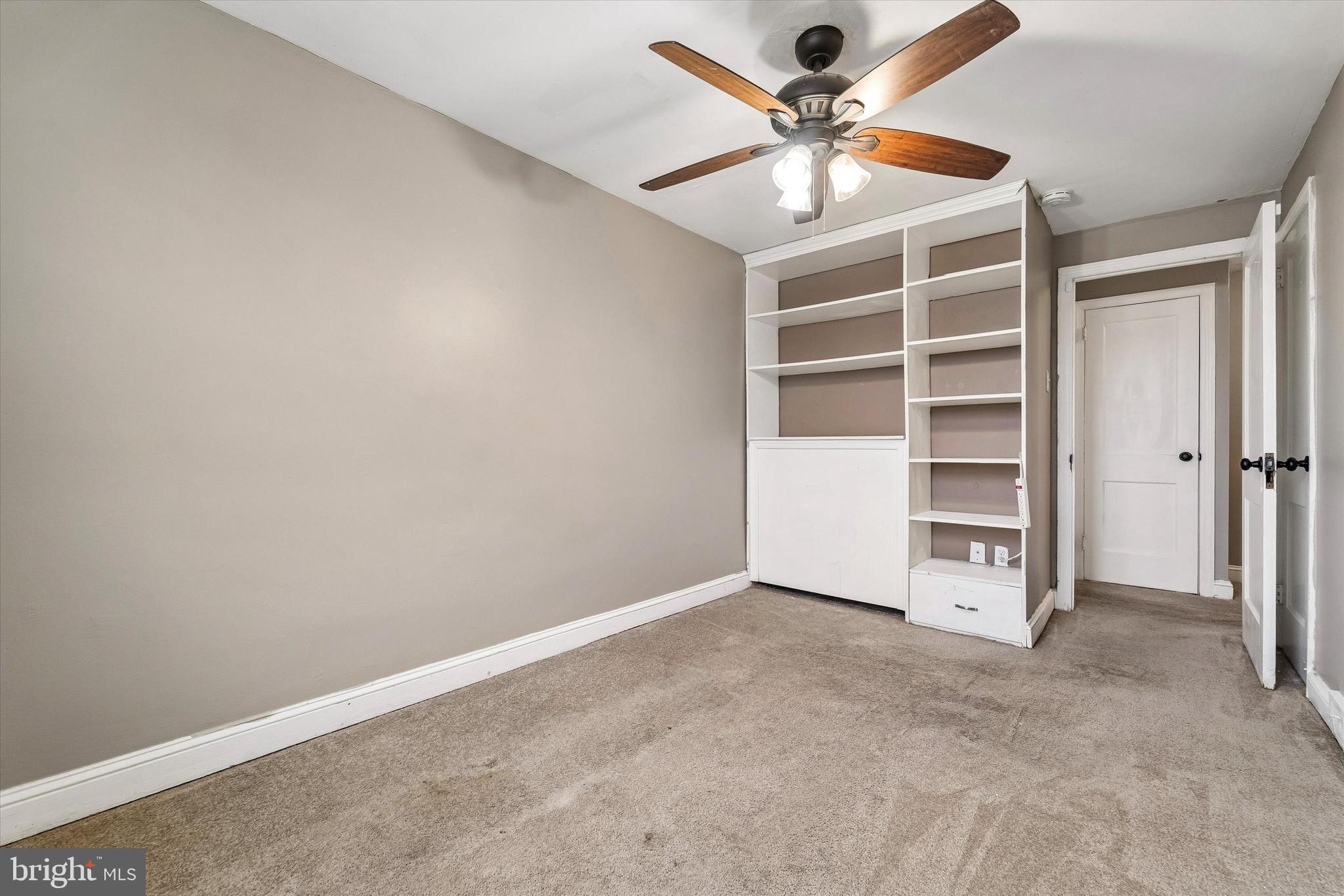 CLIFTON HEIGHTS - Residential