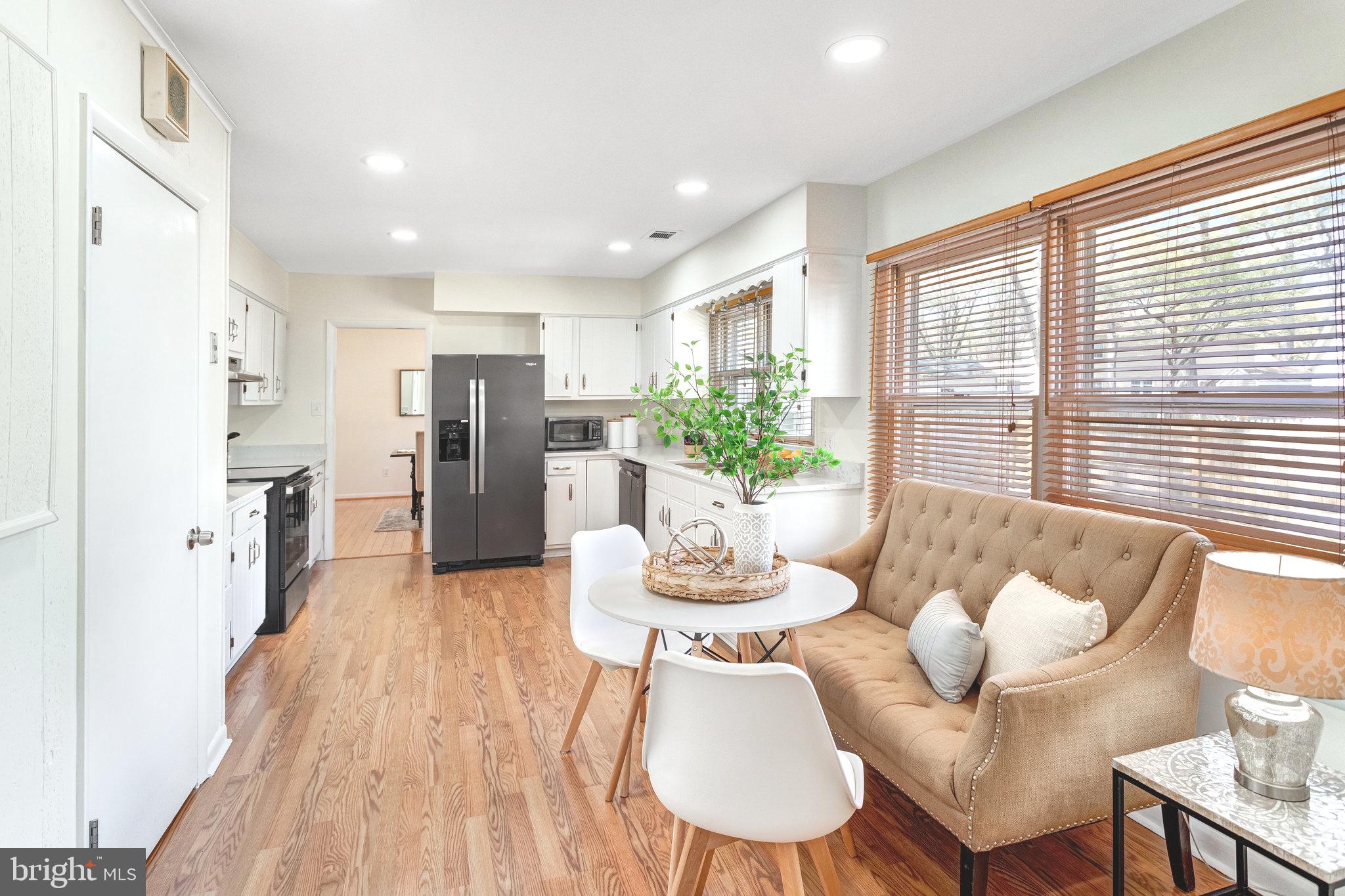 MONTCLAIR/COUNTRY CLUB - Residential