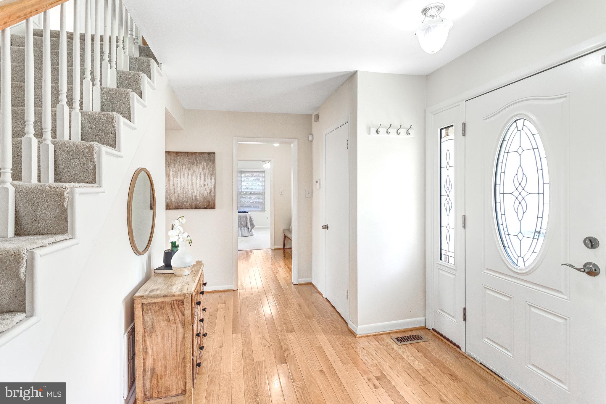 MONTCLAIR/COUNTRY CLUB - Residential