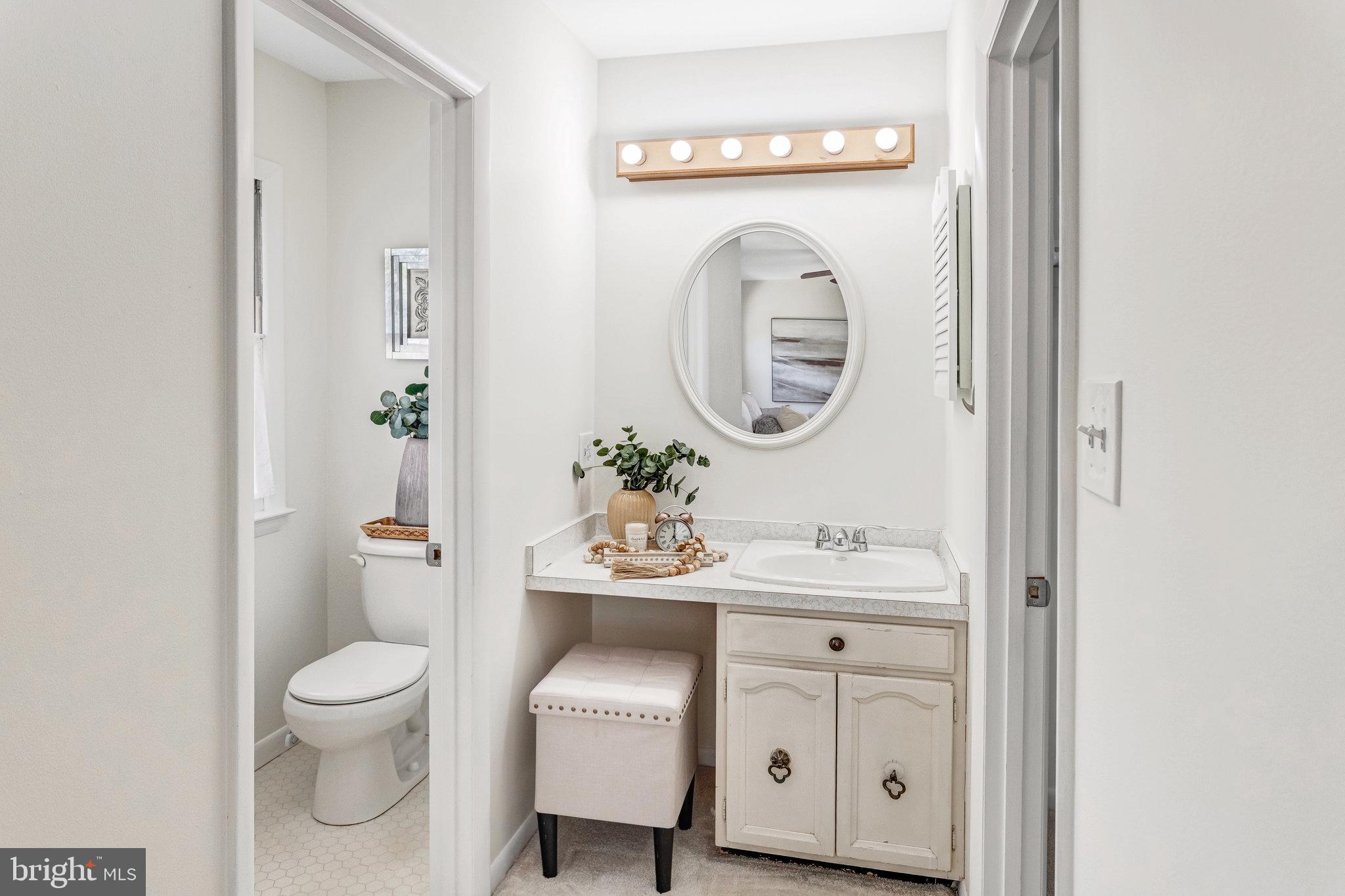 MONTCLAIR/COUNTRY CLUB - Residential