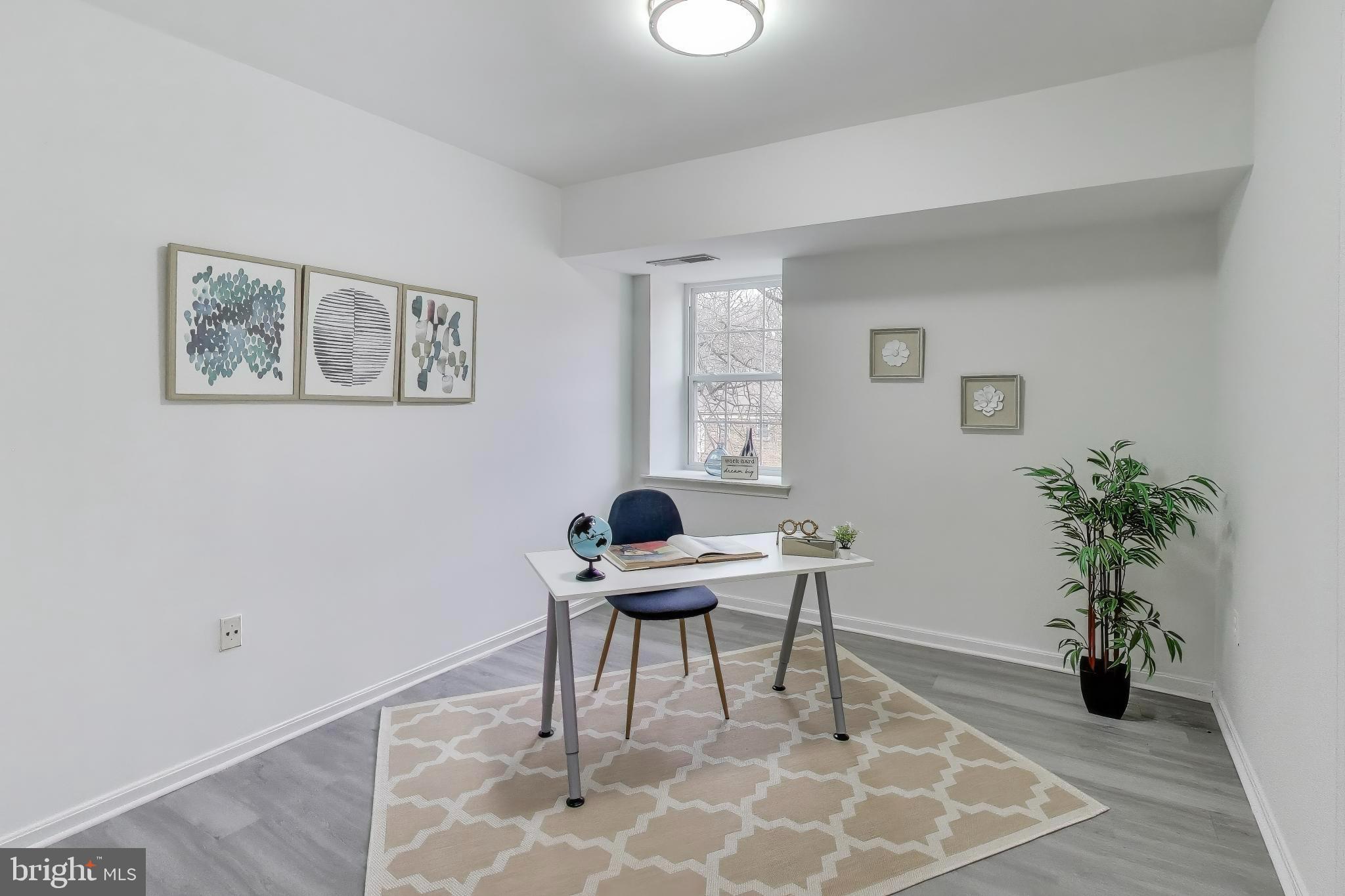 PLYMOUTH GARDENS - Residential