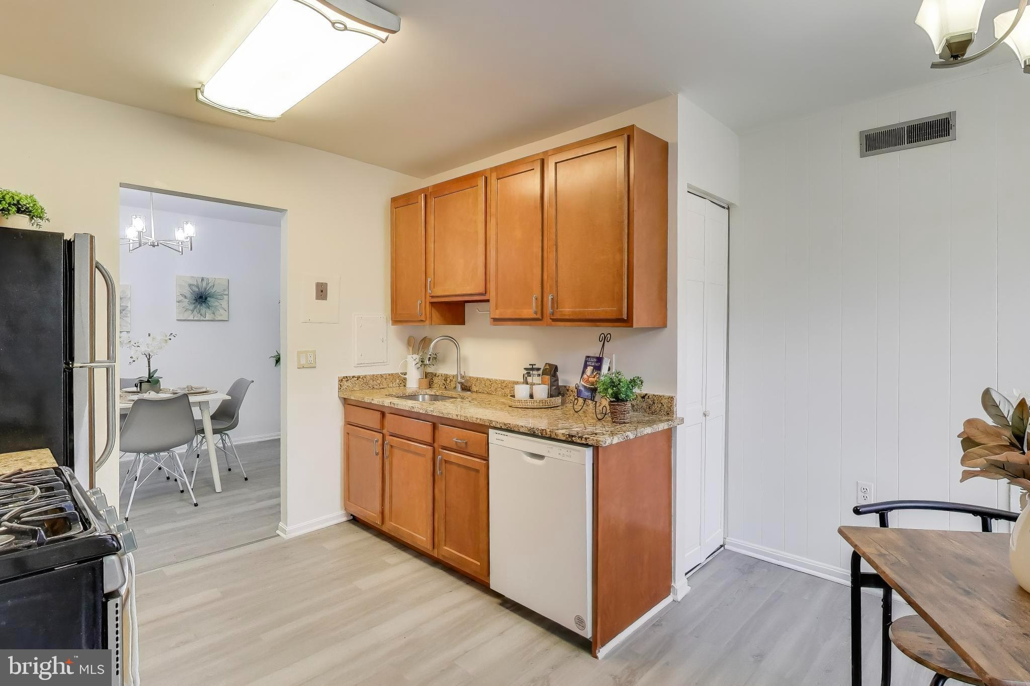 PLYMOUTH GARDENS - Residential