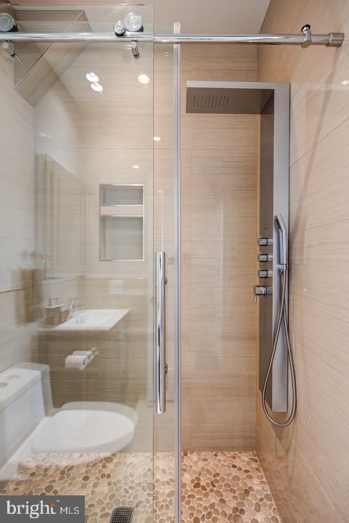 MANAYUNK - Residential