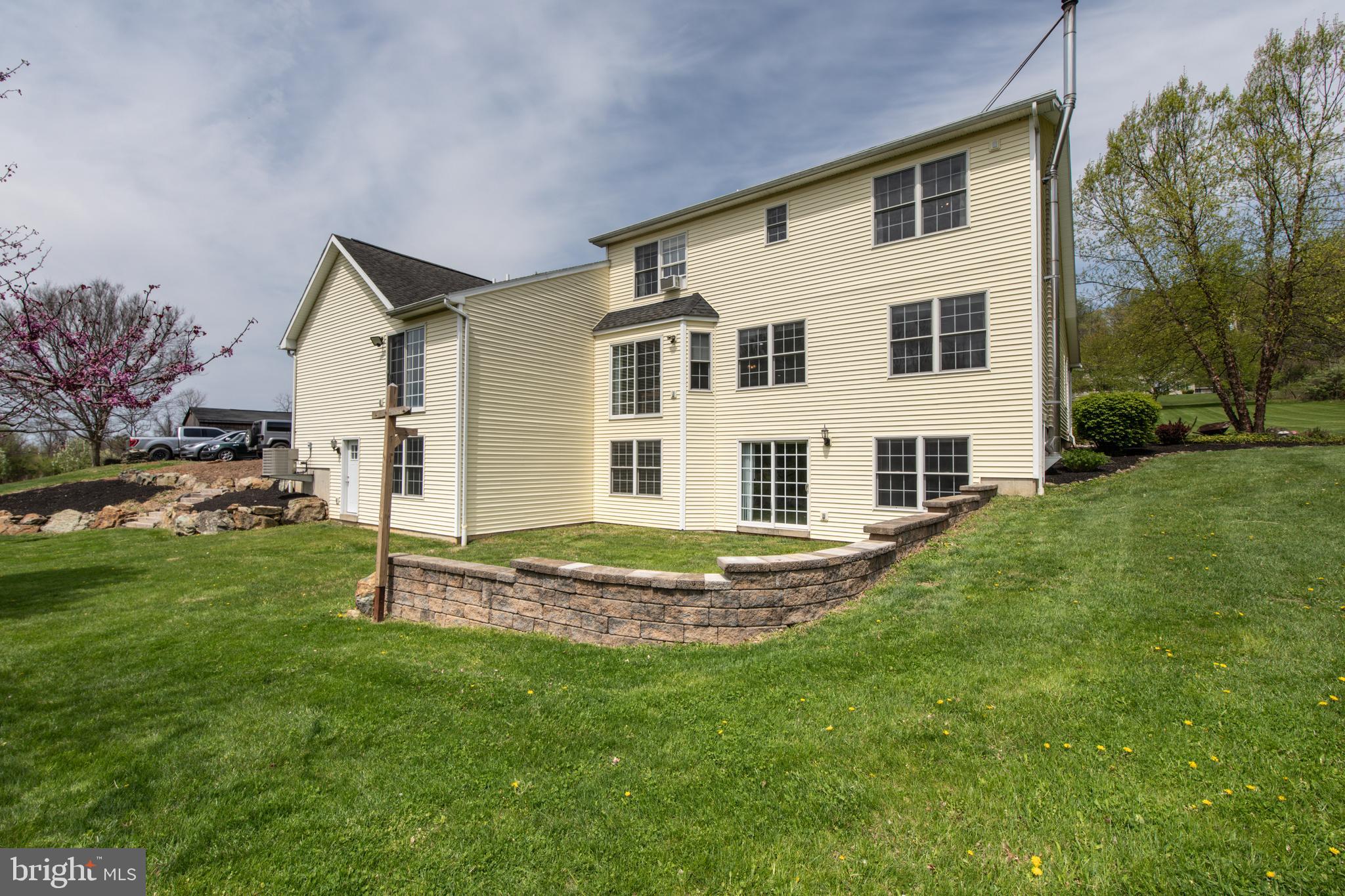 COUNTRY VIEW ESTS - Residential