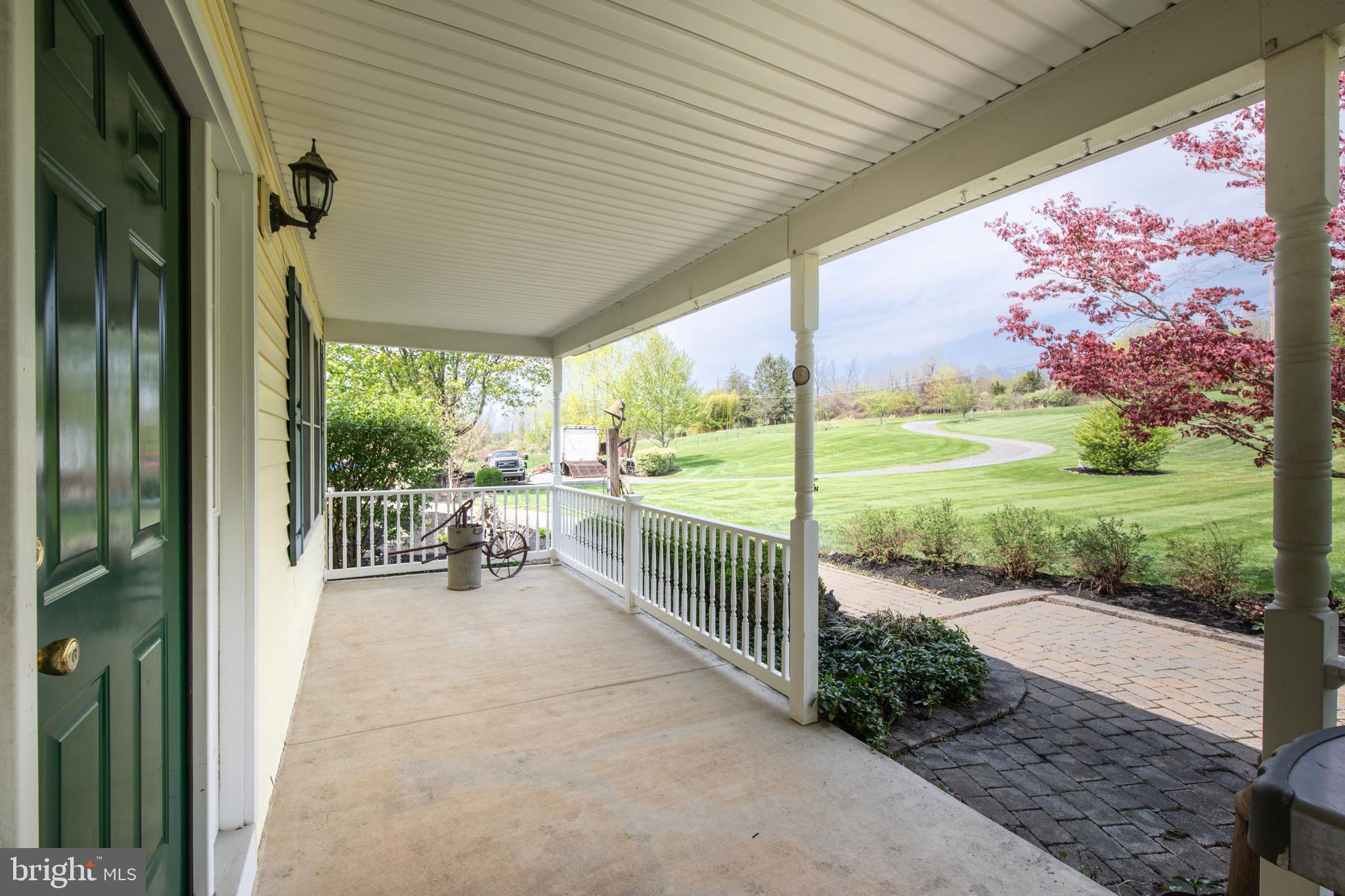 COUNTRY VIEW ESTS - Residential
